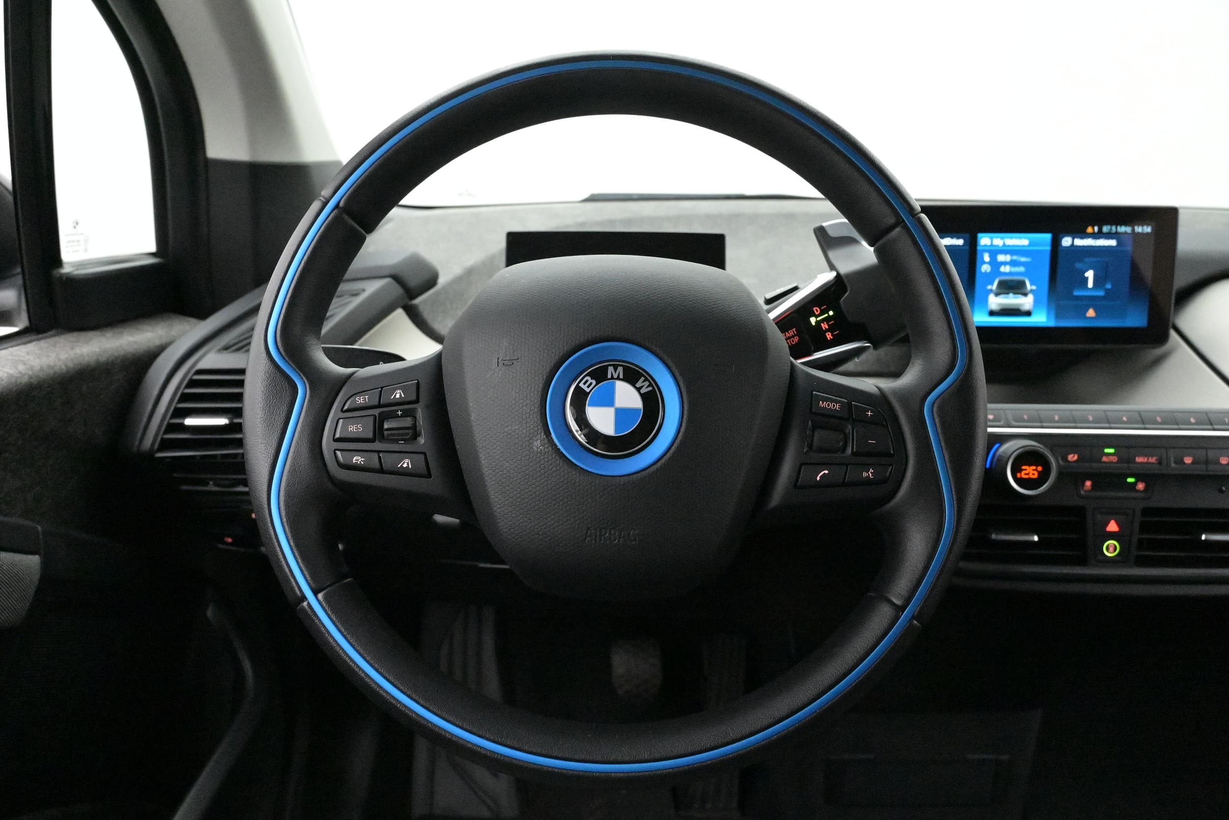 BMW i3s