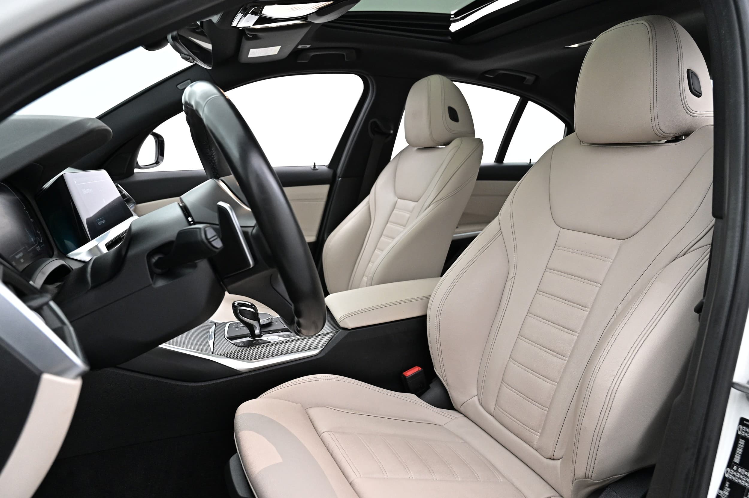 BMW 330e