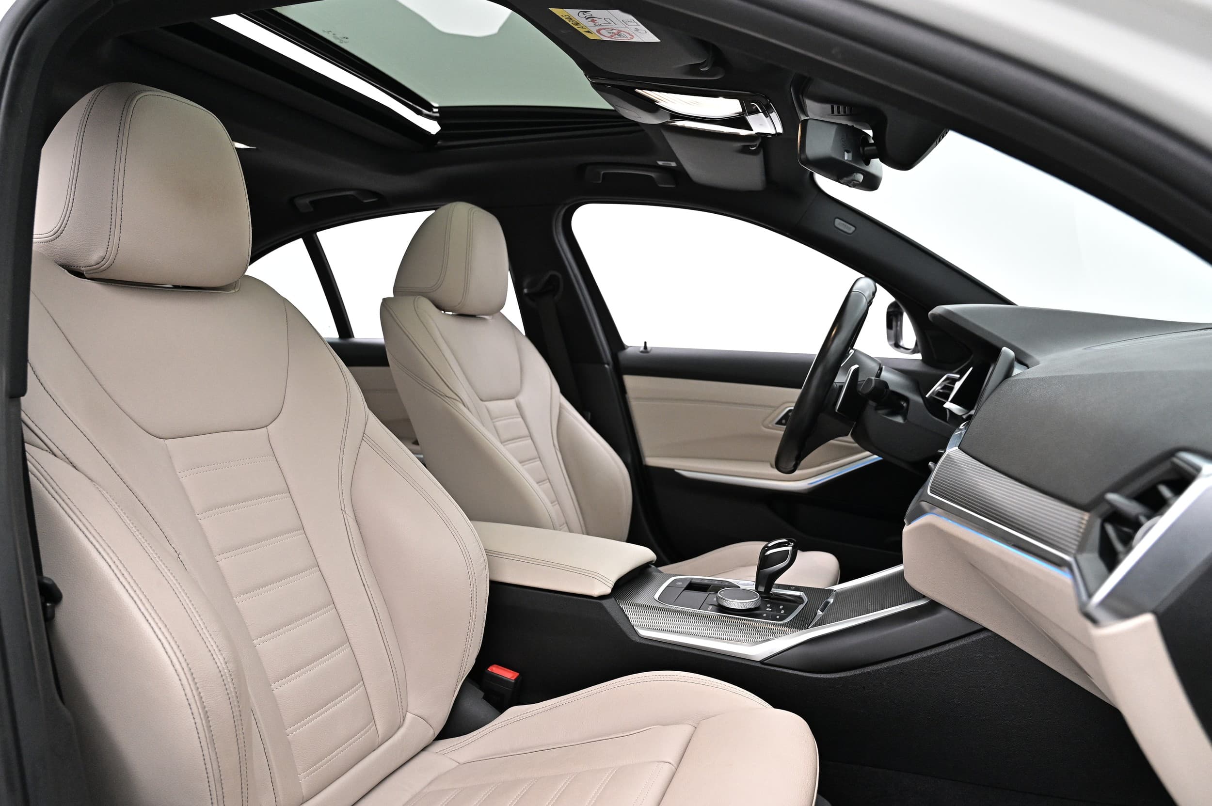 BMW 330e