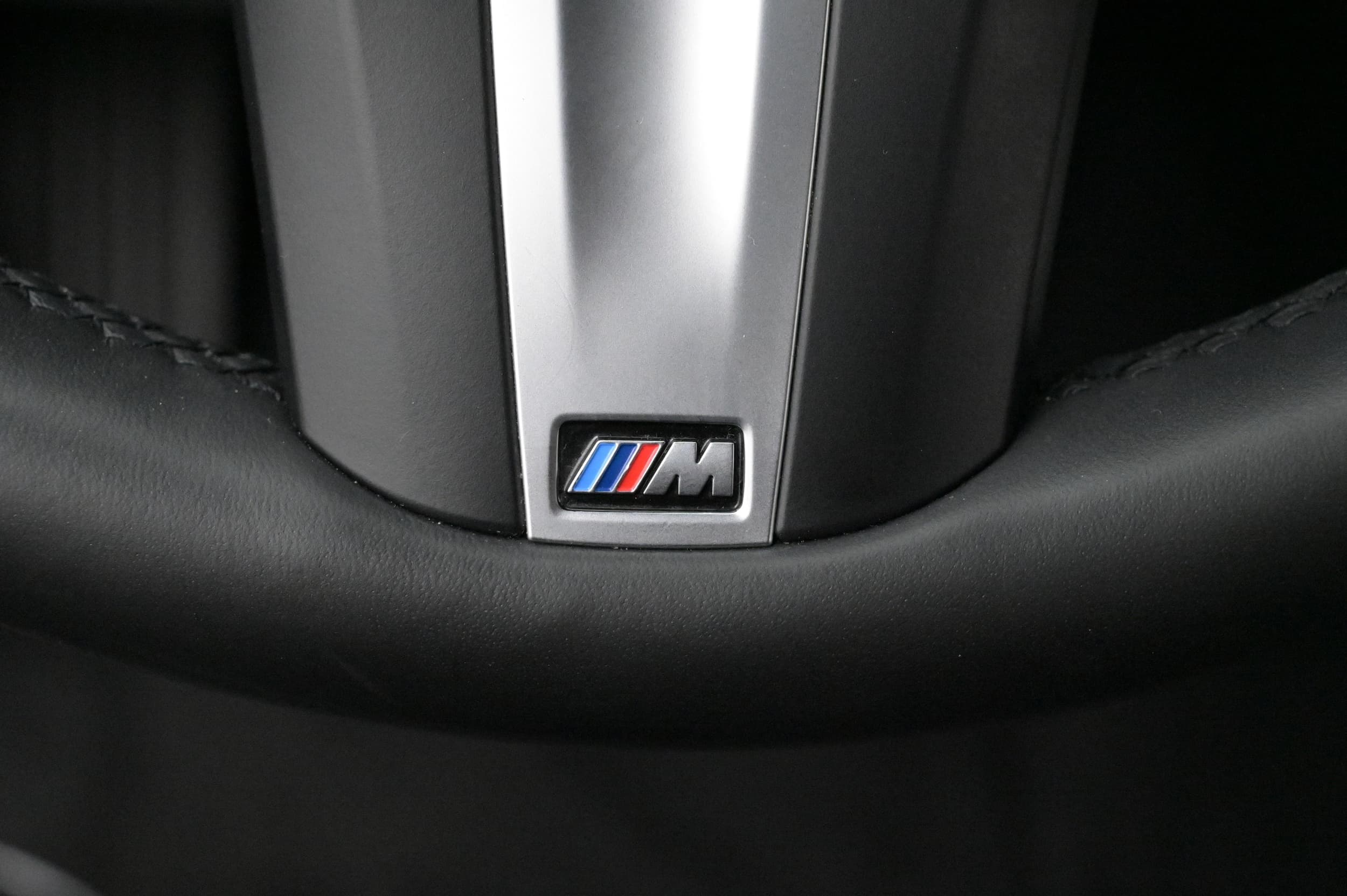 BMW 330e
