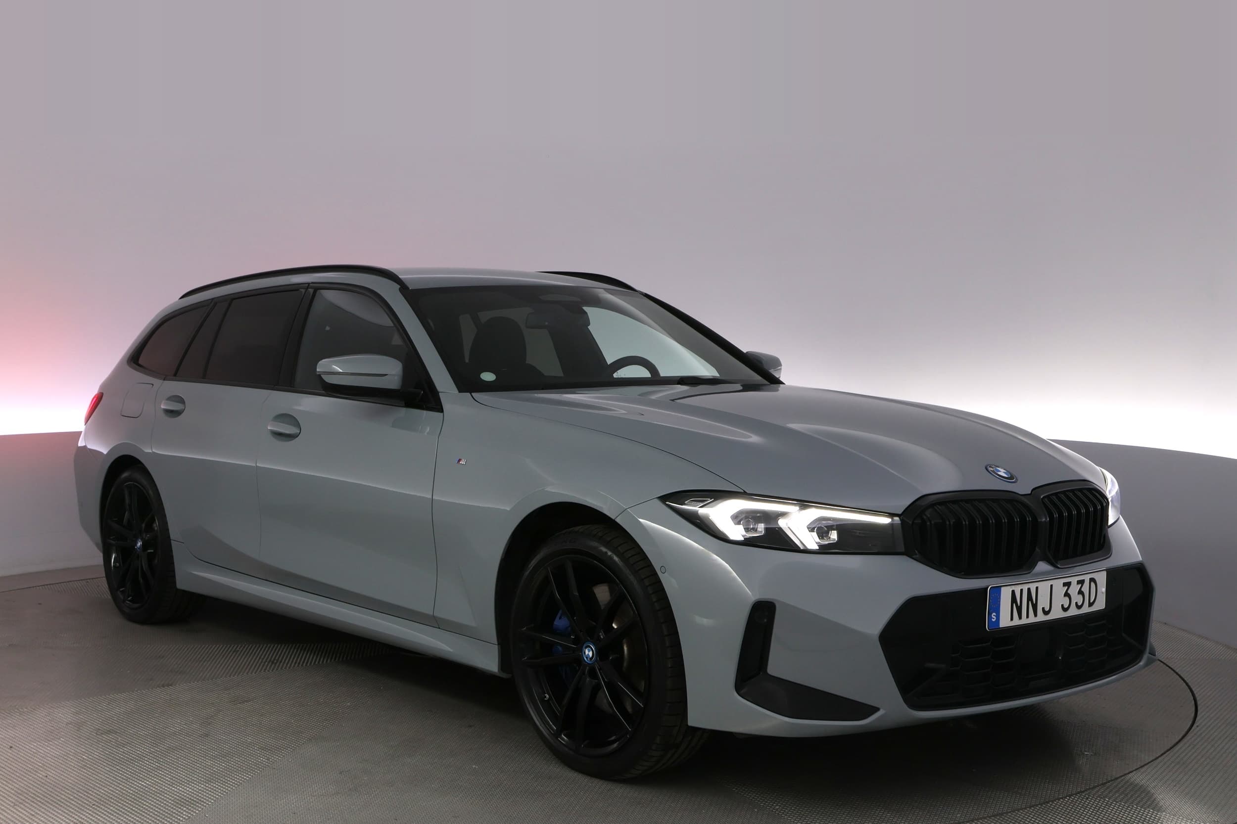 BMW 330e