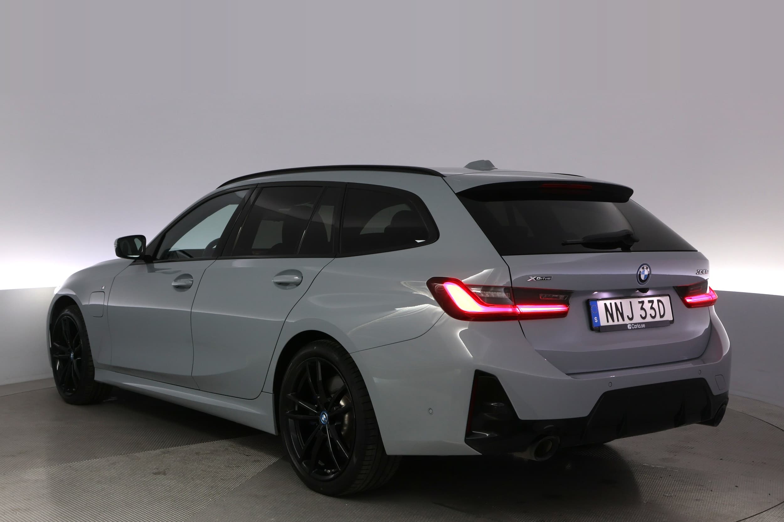 BMW 330e