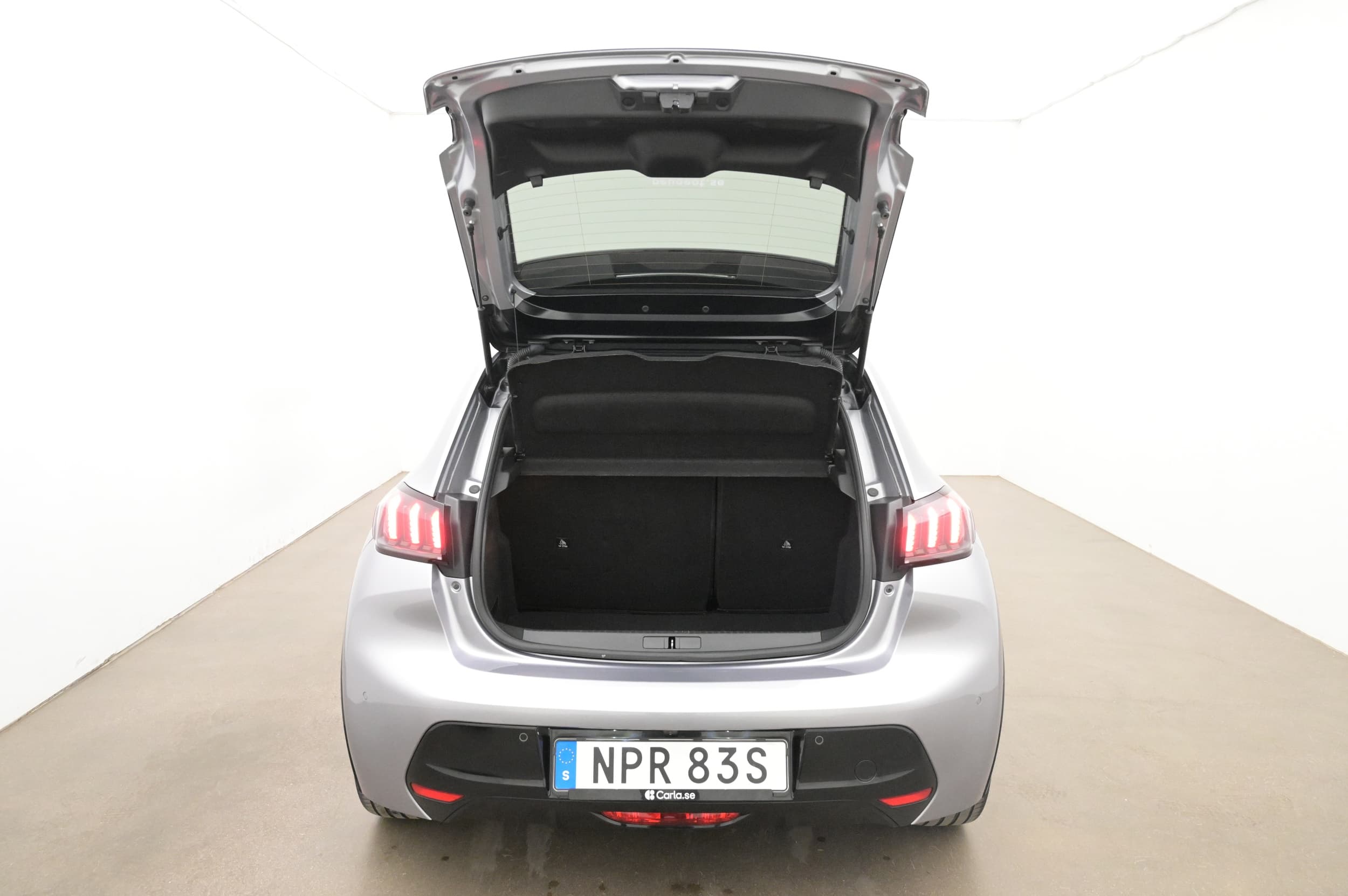 Peugeot e-208