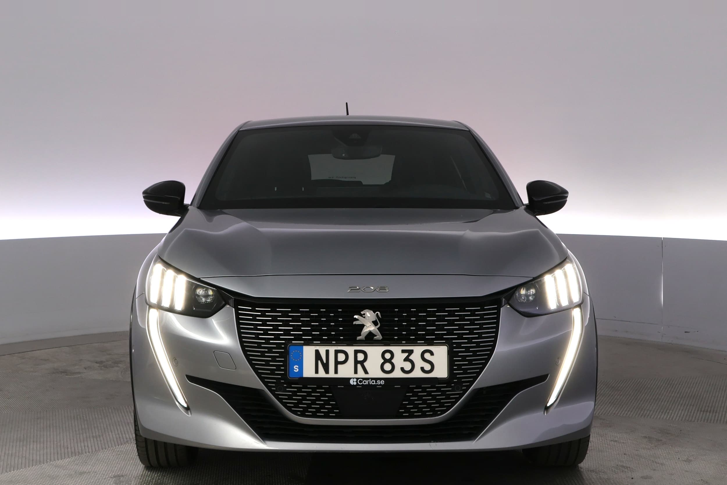 Peugeot e-208