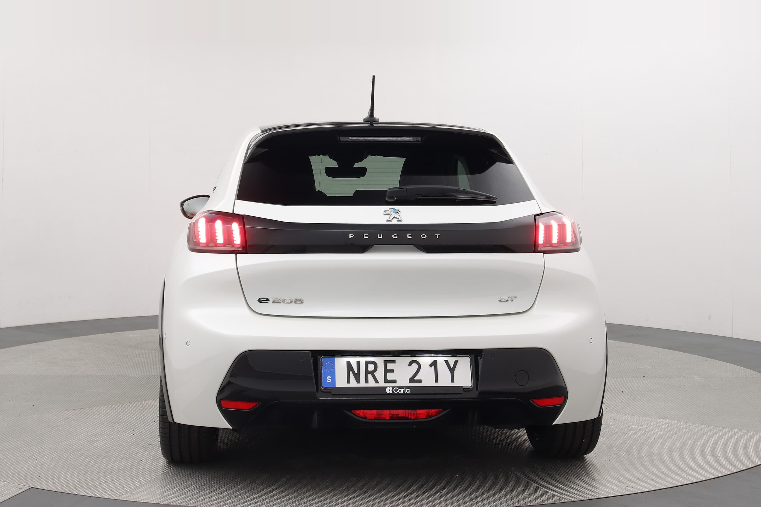 Peugeot e-208