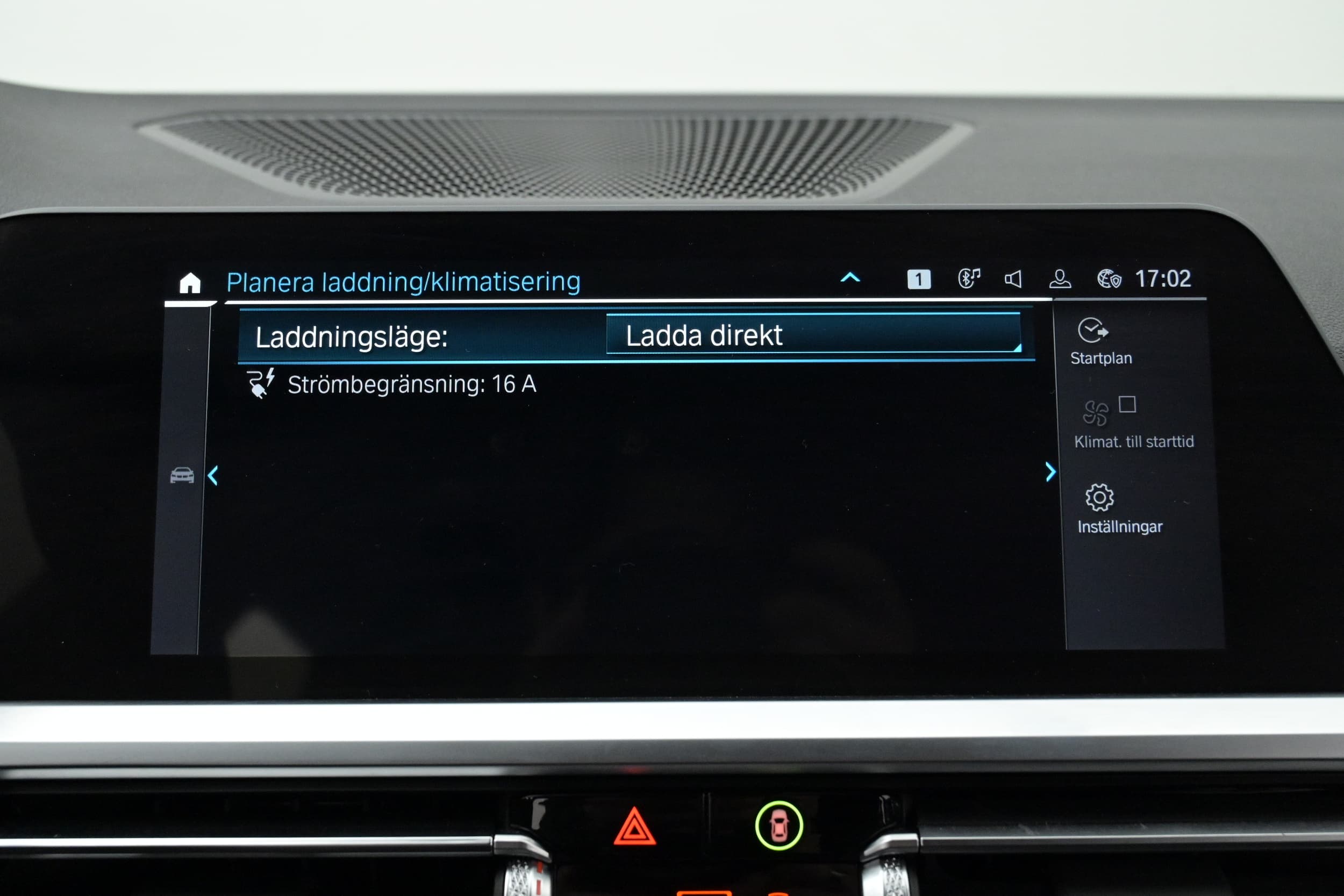 BMW 330e