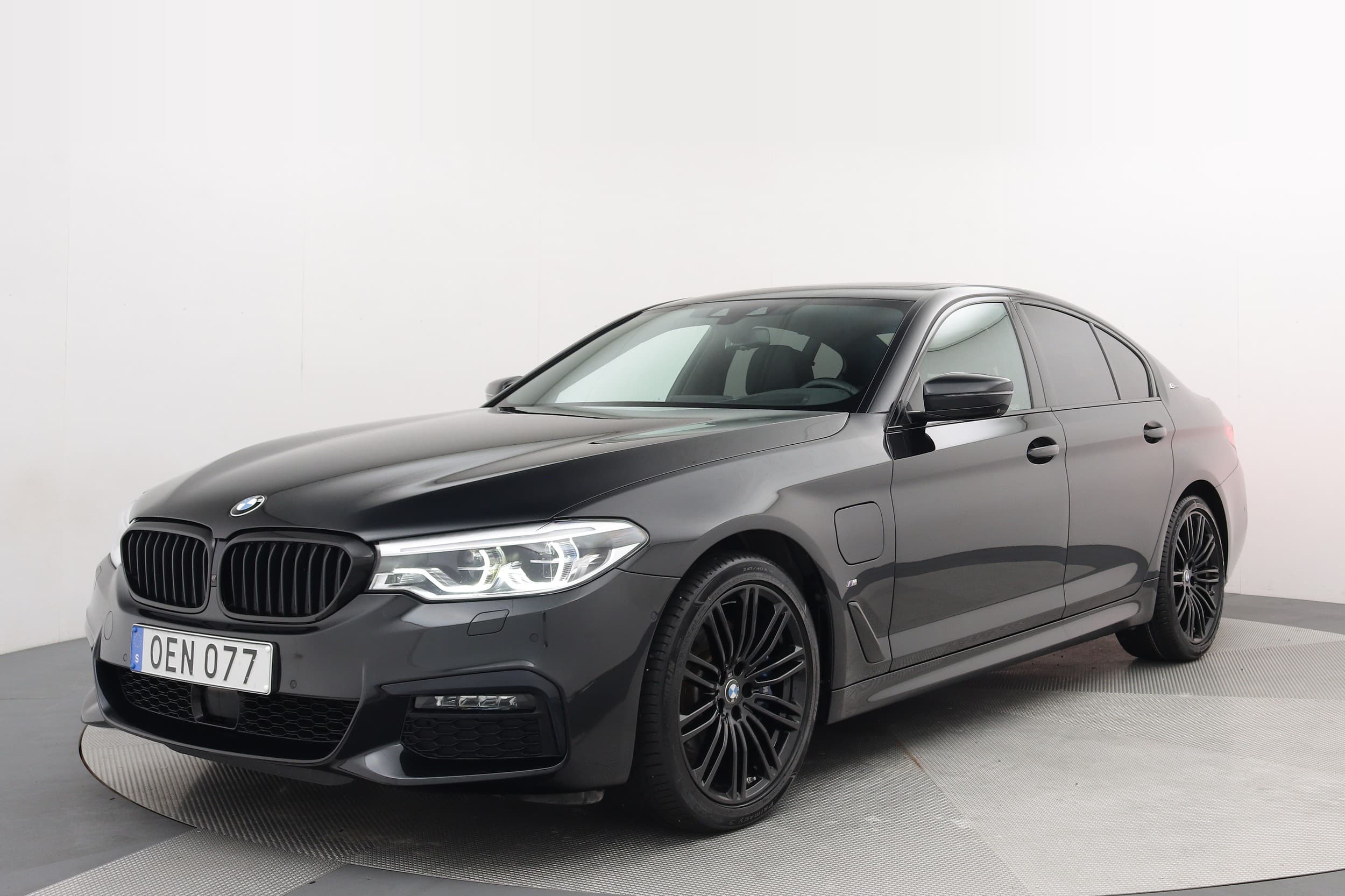 BMW 530e