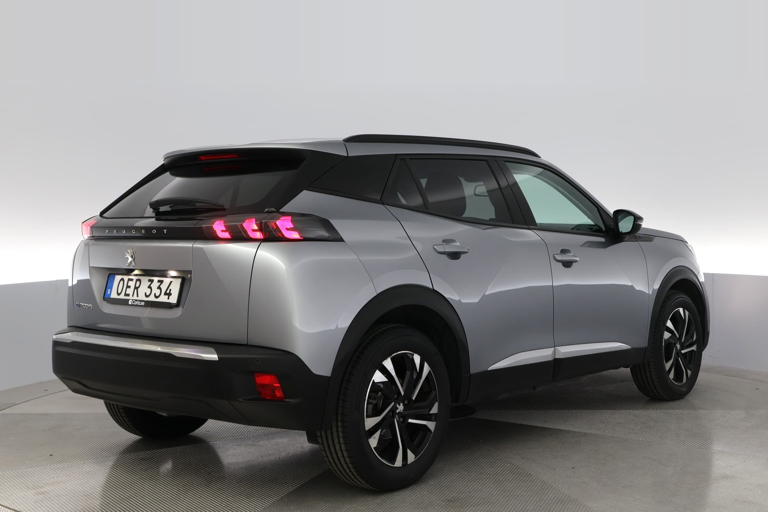 Peugeot e-2008