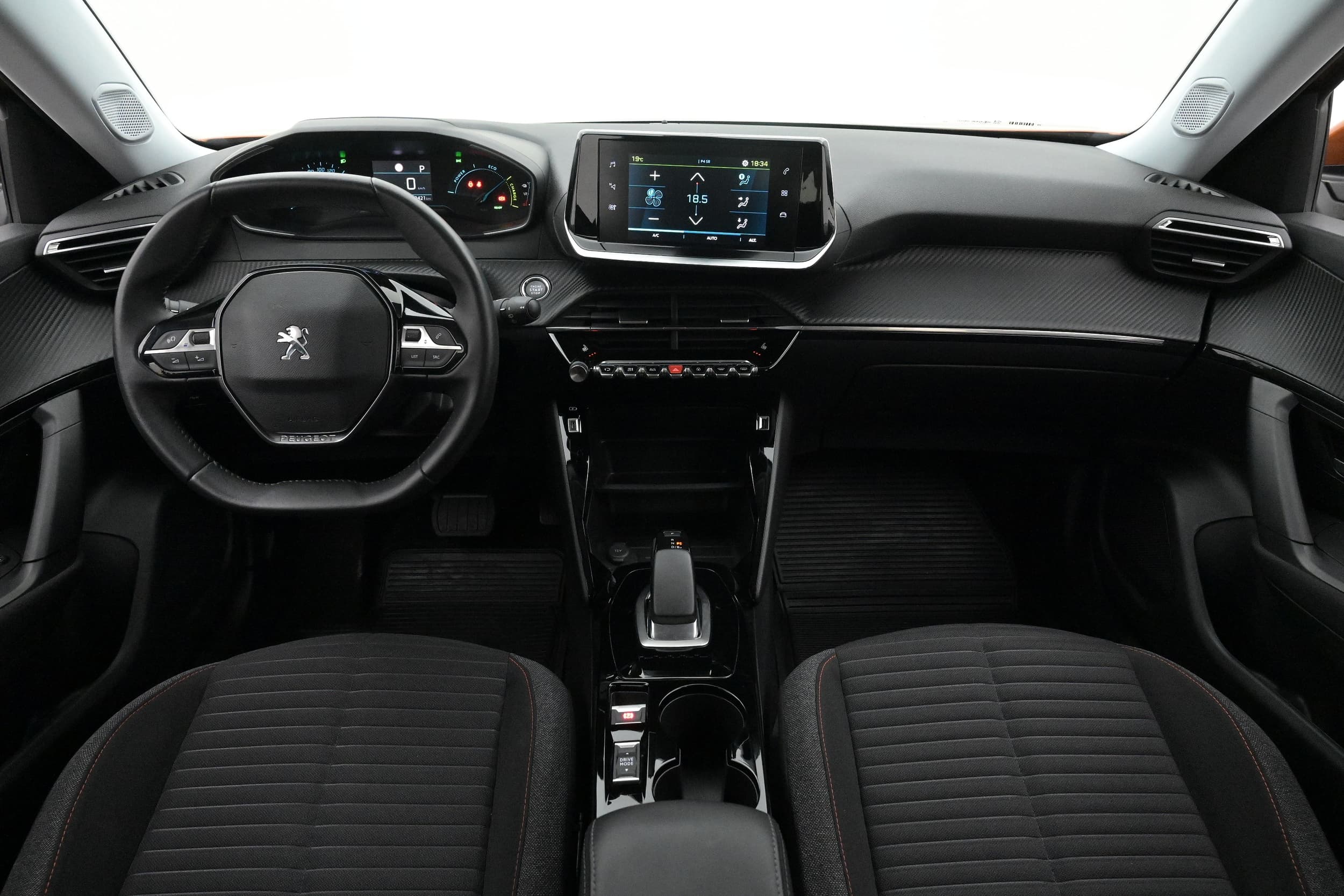 Peugeot e-2008