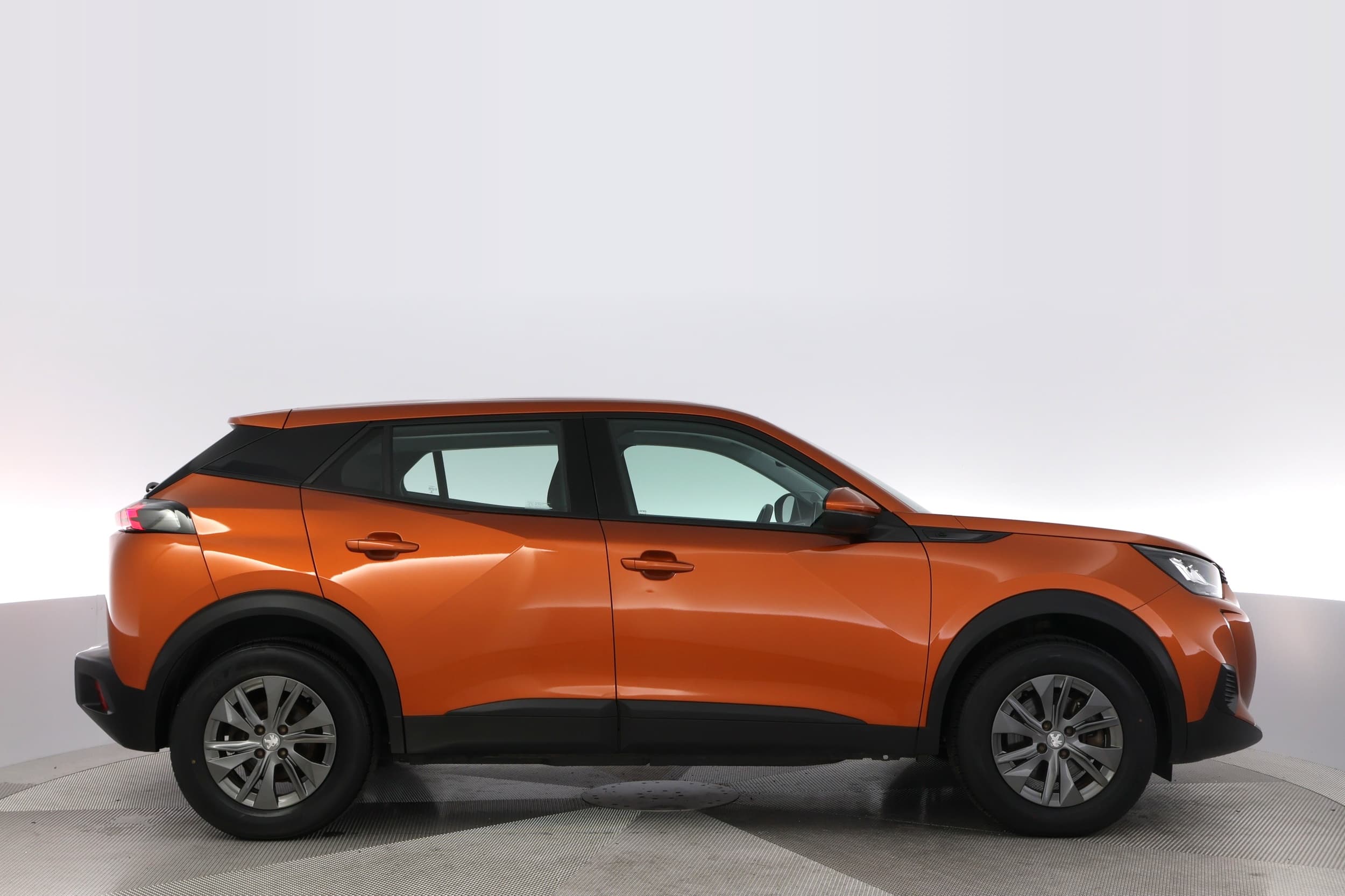 Peugeot e-2008