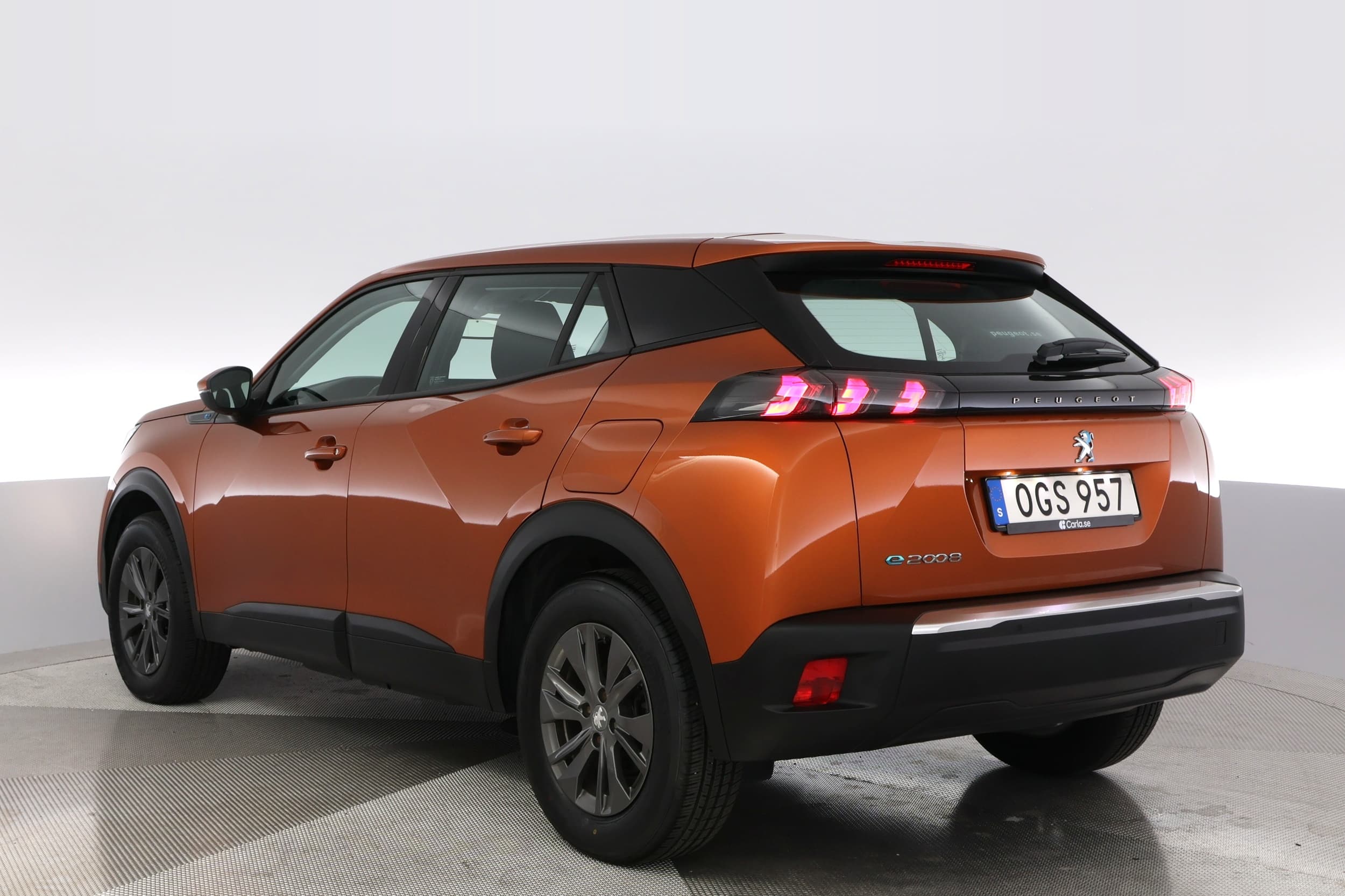 Peugeot e-2008