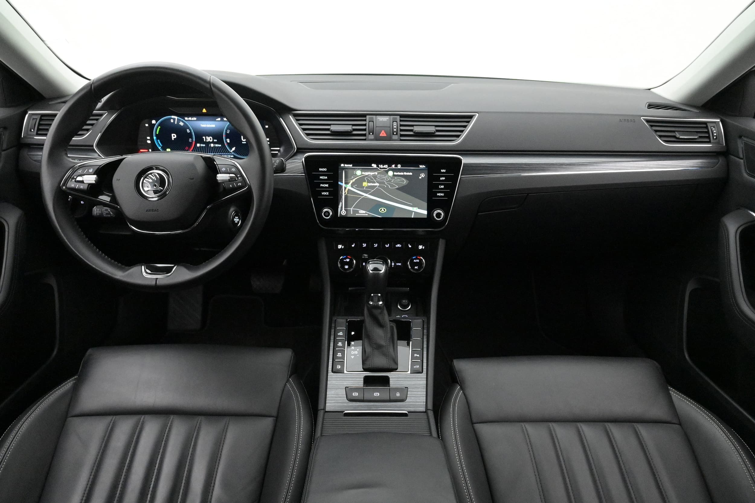 Skoda Superb iV
