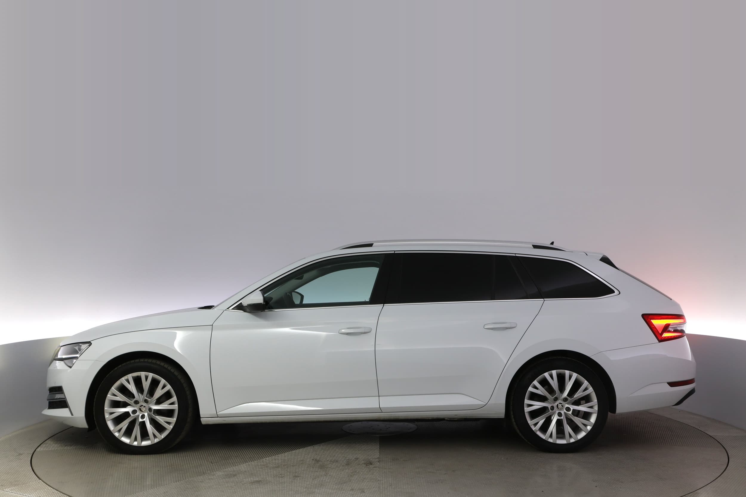 Skoda Superb iV