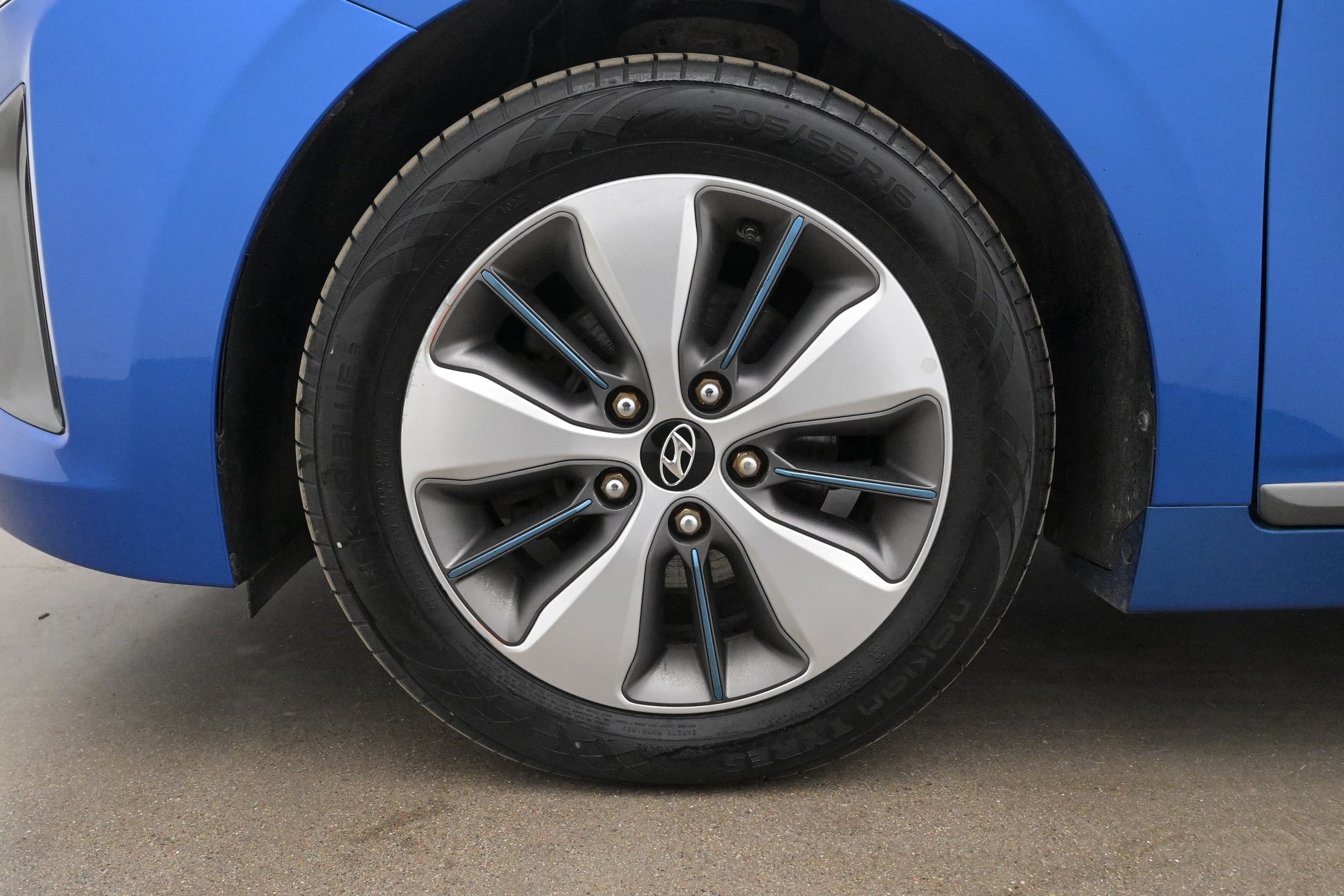 Hyundai Ioniq