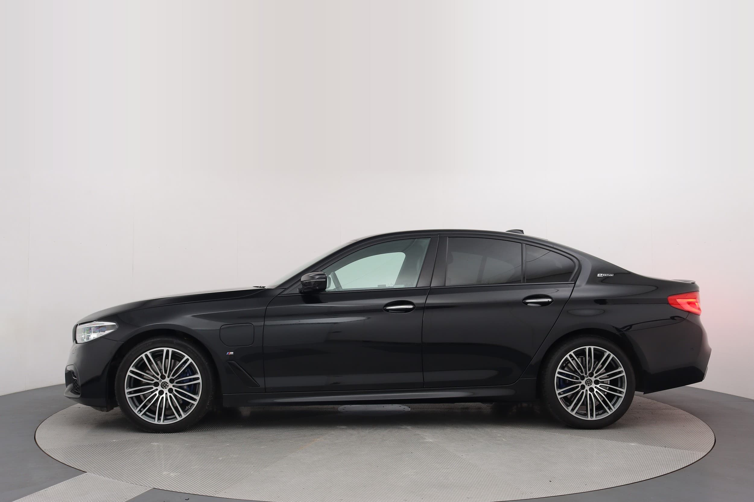 BMW 530e