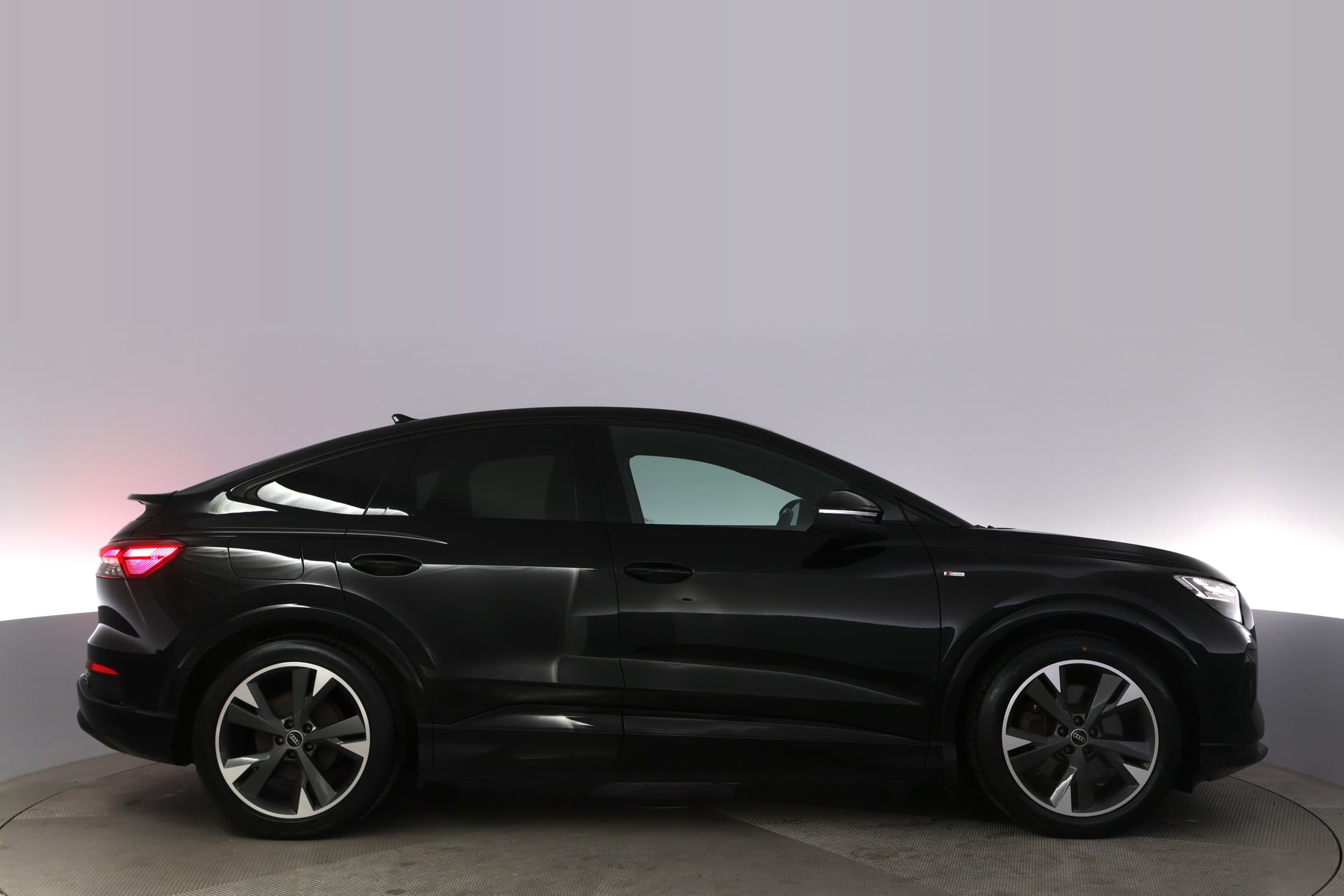 Audi Q4