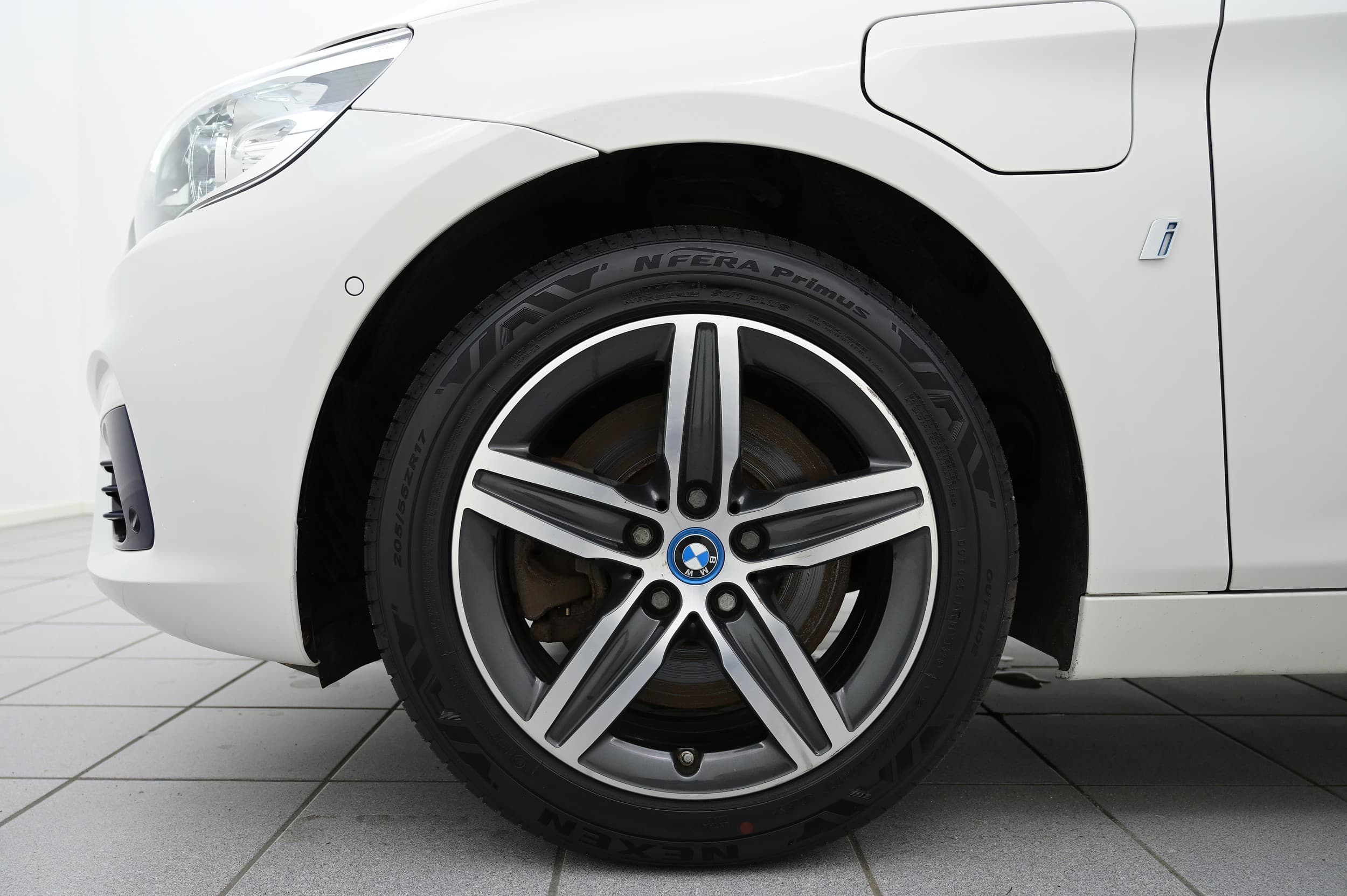 BMW 225xe