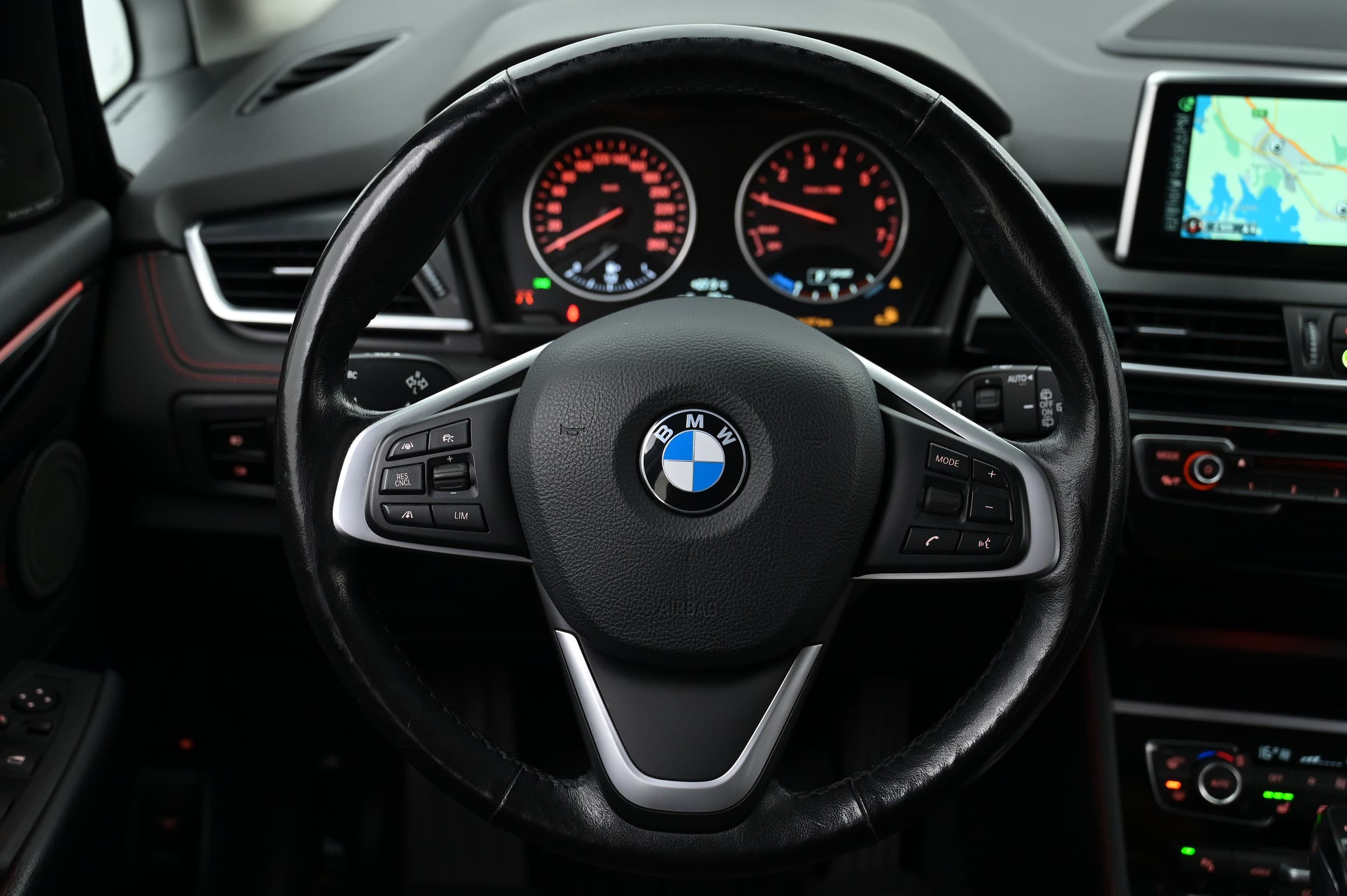 BMW 225xe