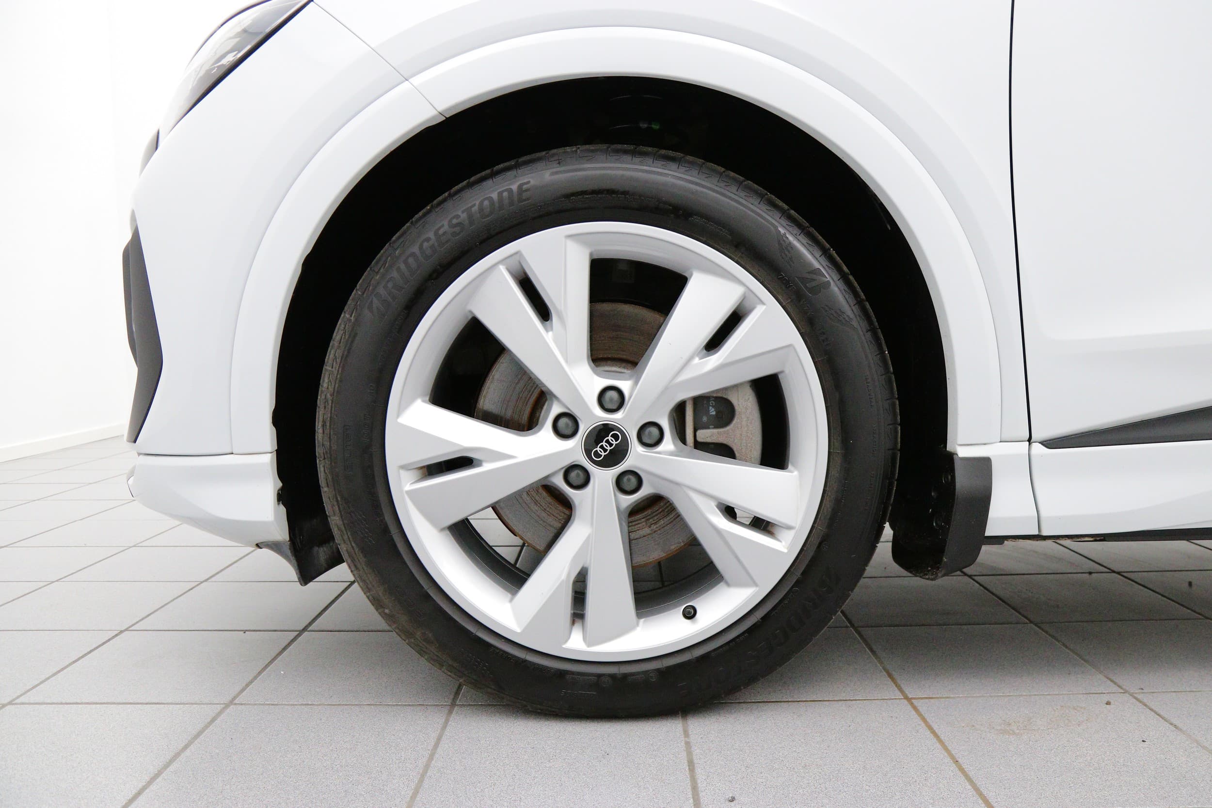 Audi Q4