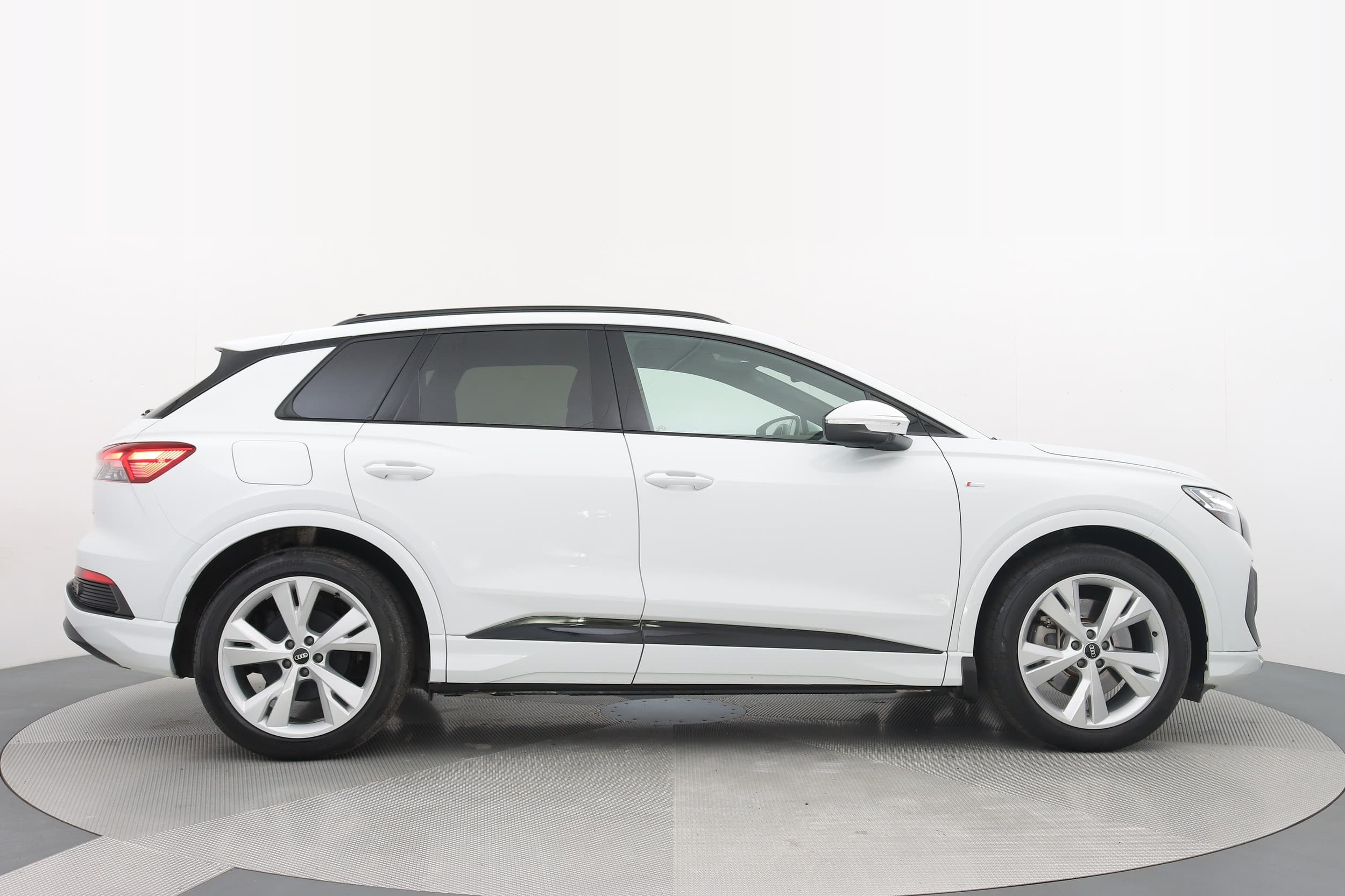Audi Q4