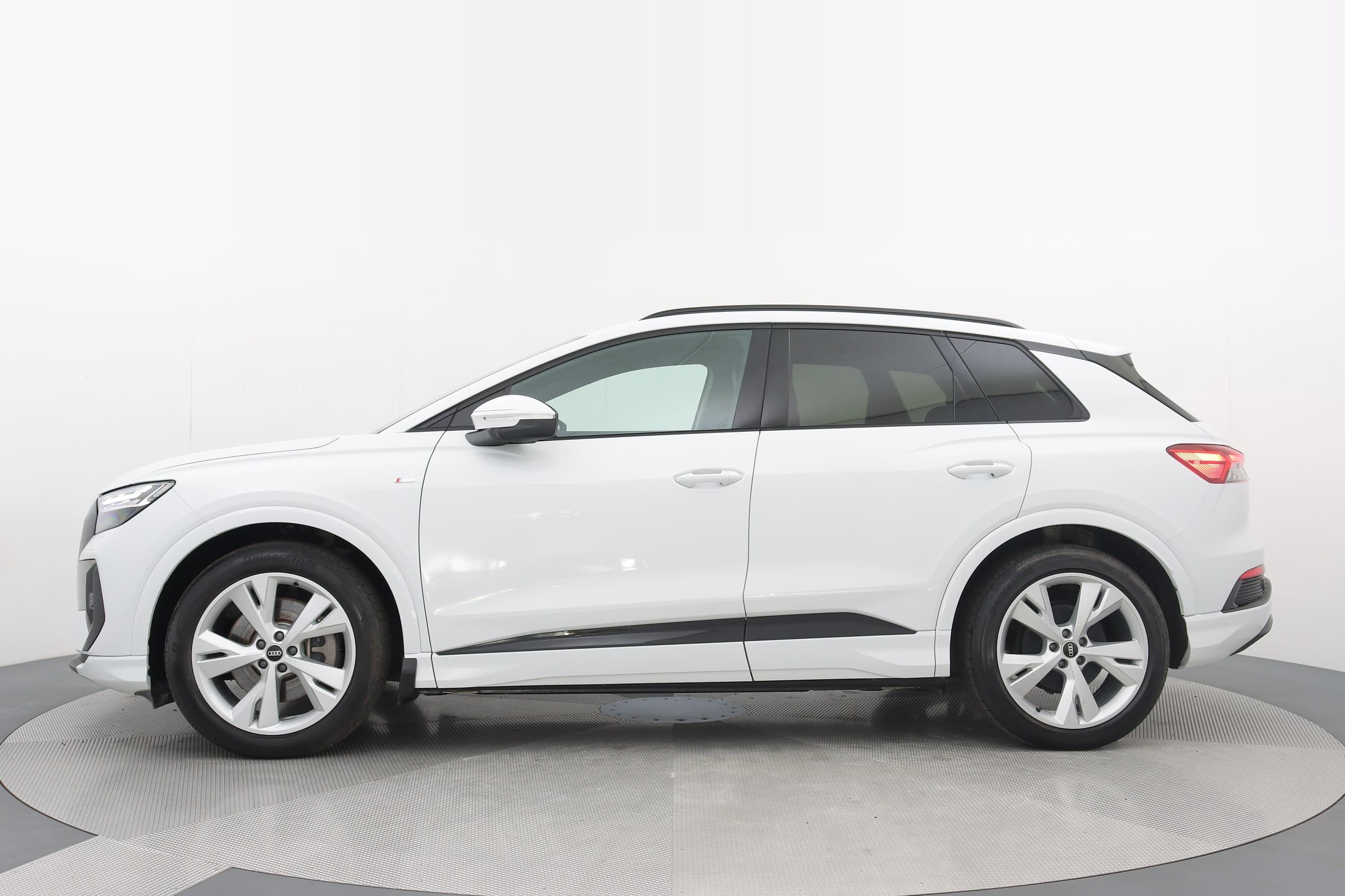 Audi Q4