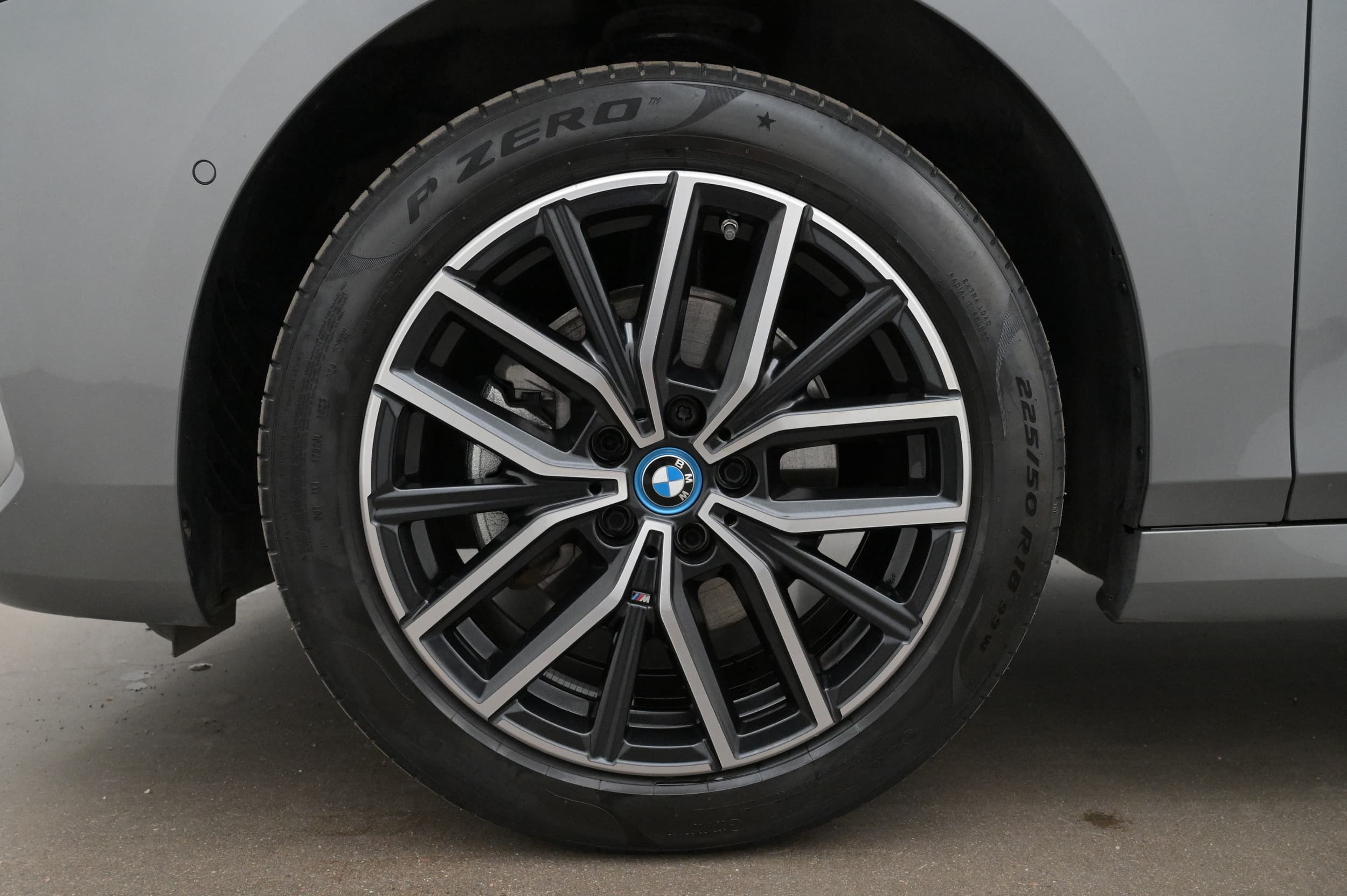 BMW 225e