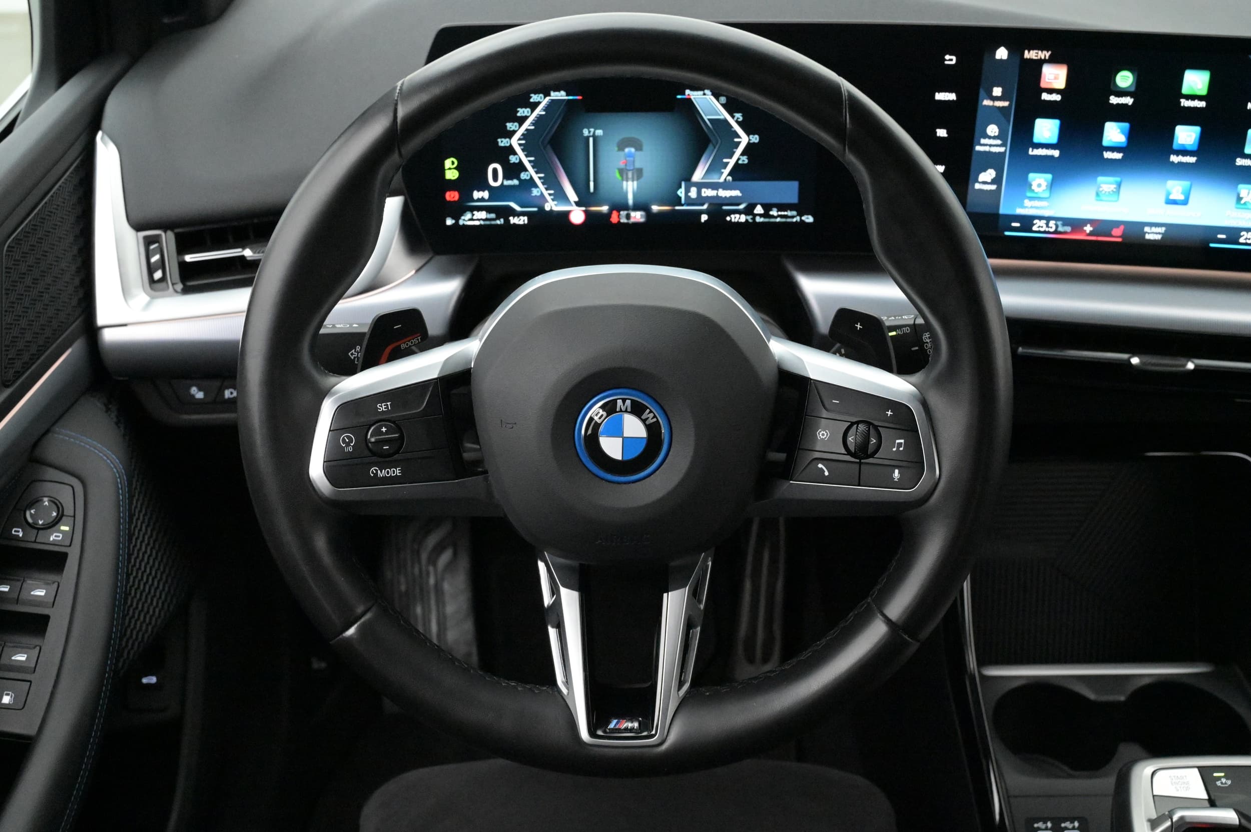 BMW 225e