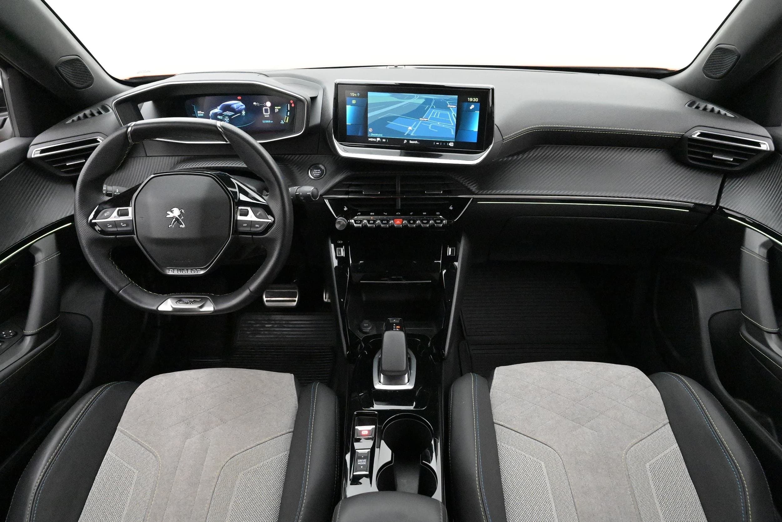 Peugeot e-2008