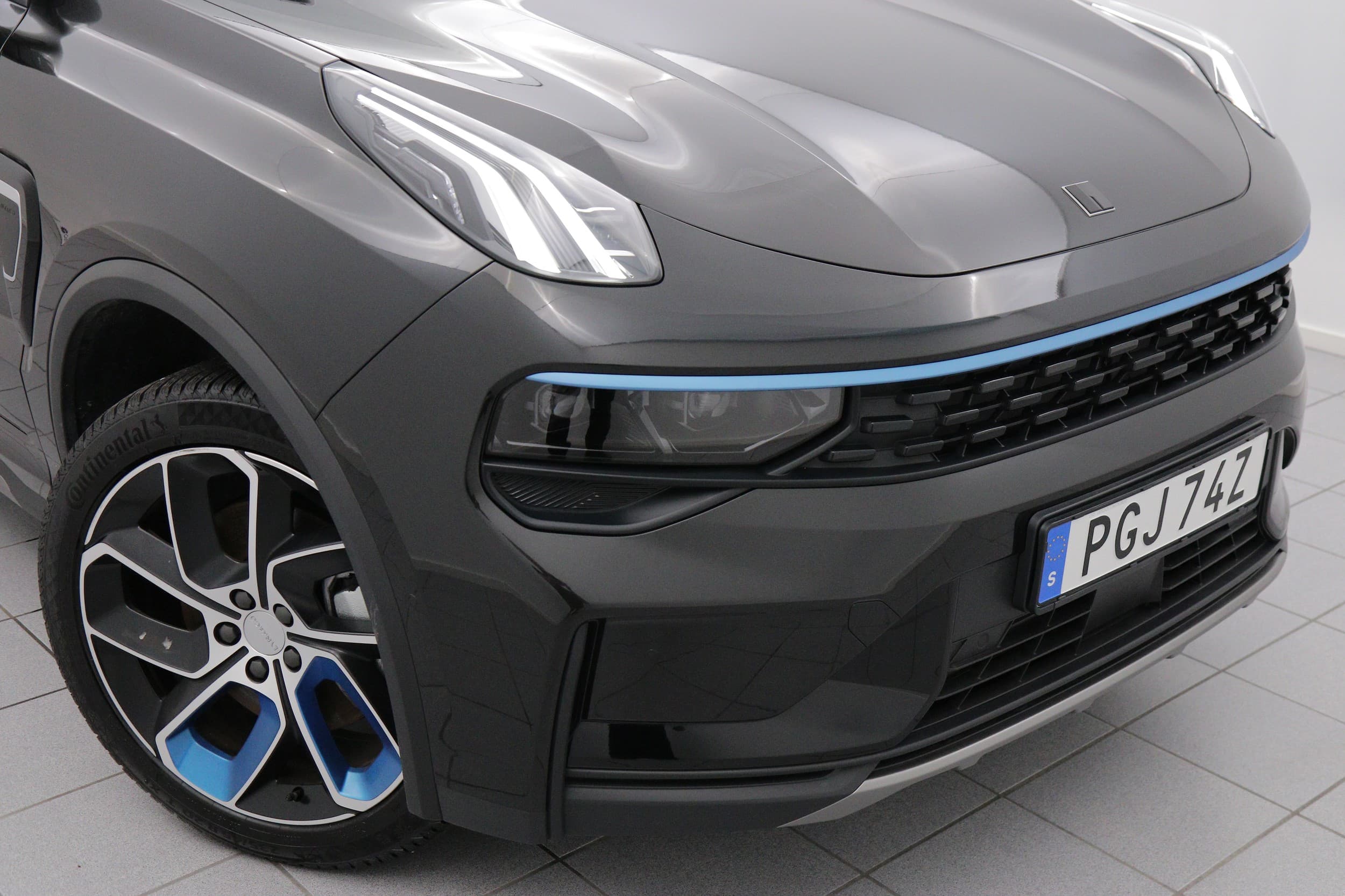 Lynk & Co 01