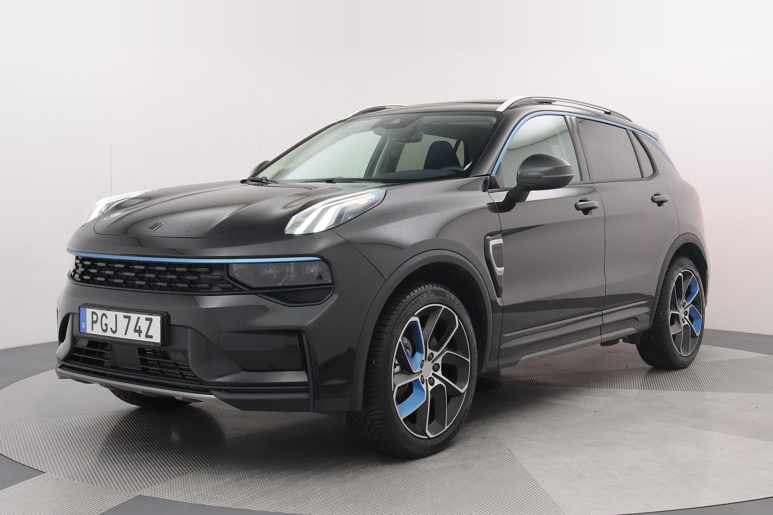 Lynk & Co 01