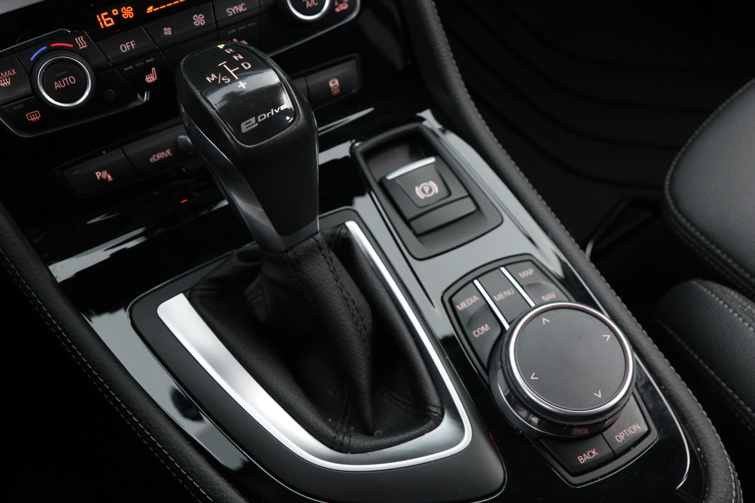 BMW 225xe