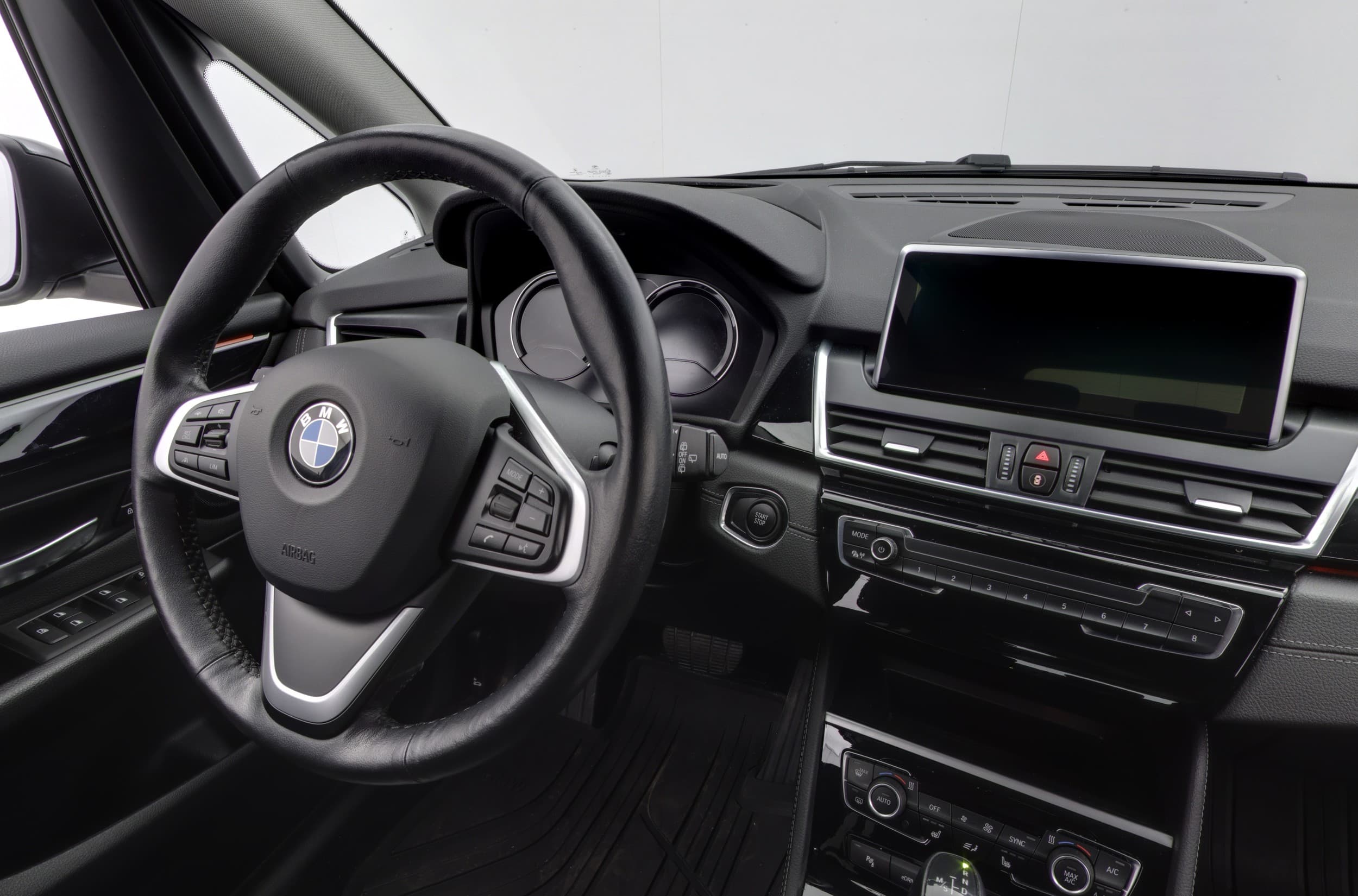 BMW 225xe