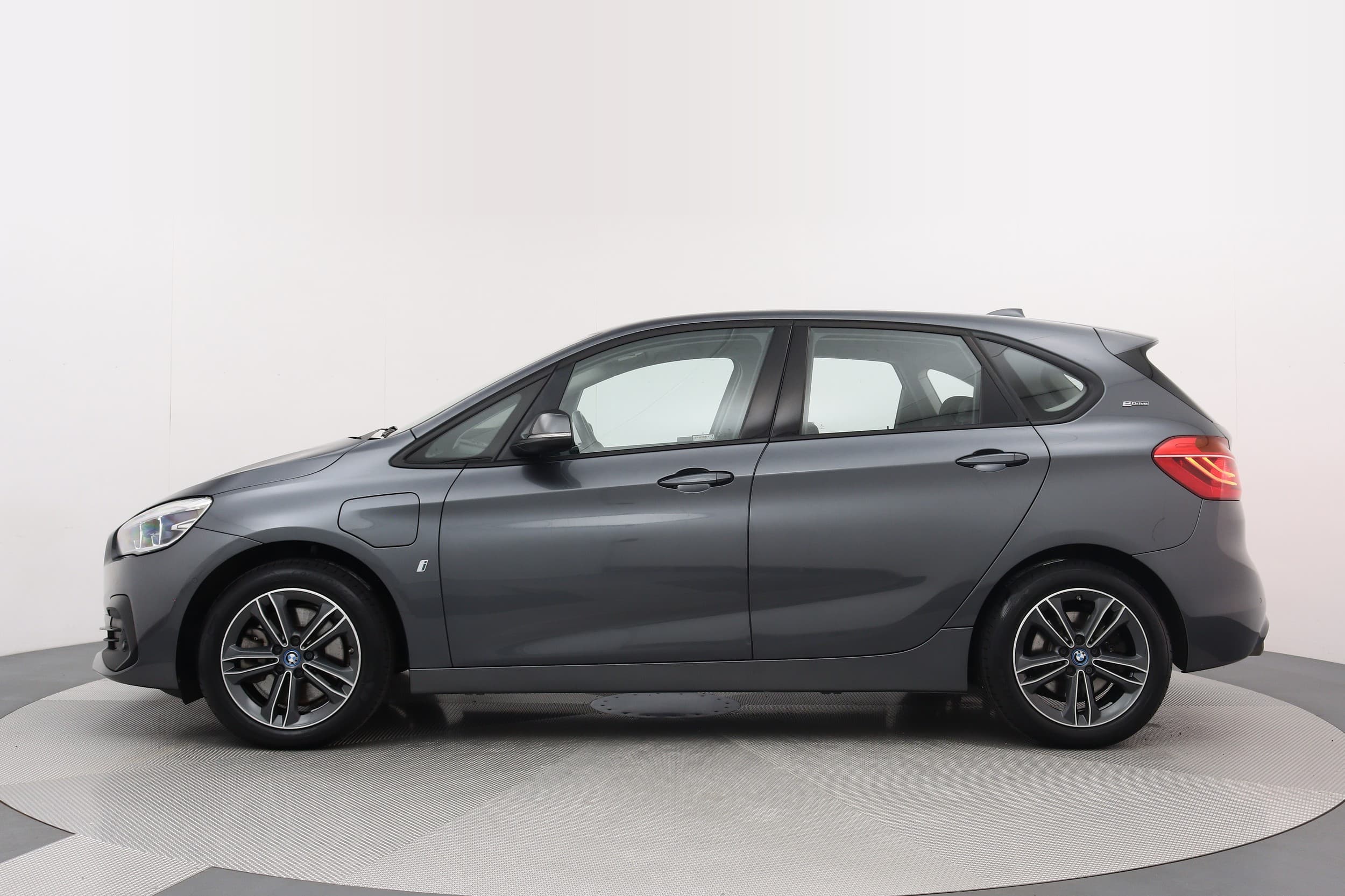 BMW 225xe