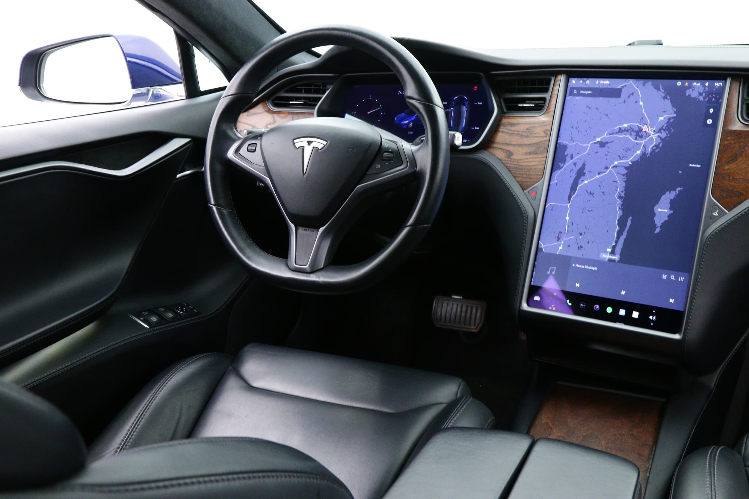 Tesla Model S