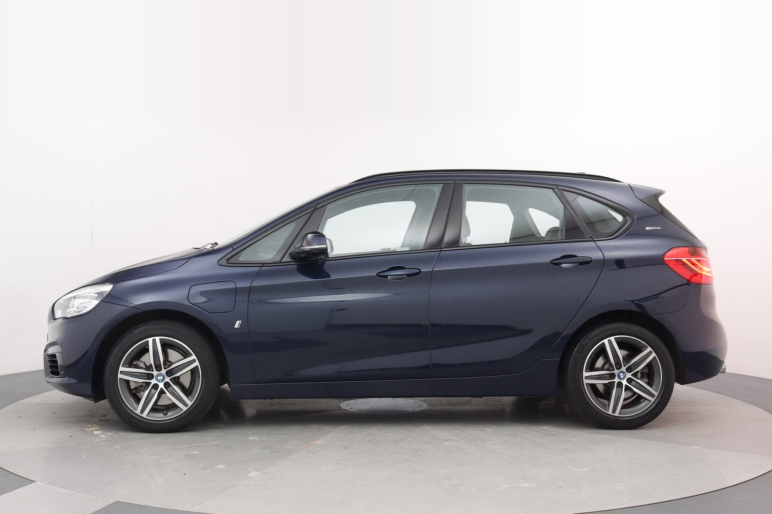 BMW 225xe