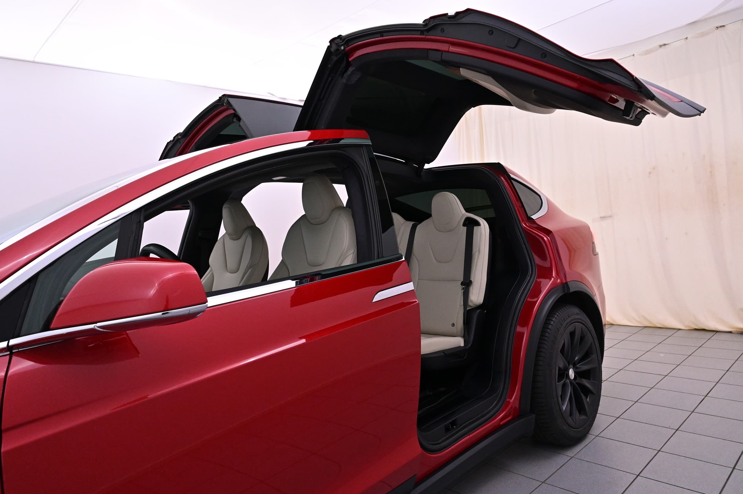 Tesla Model X