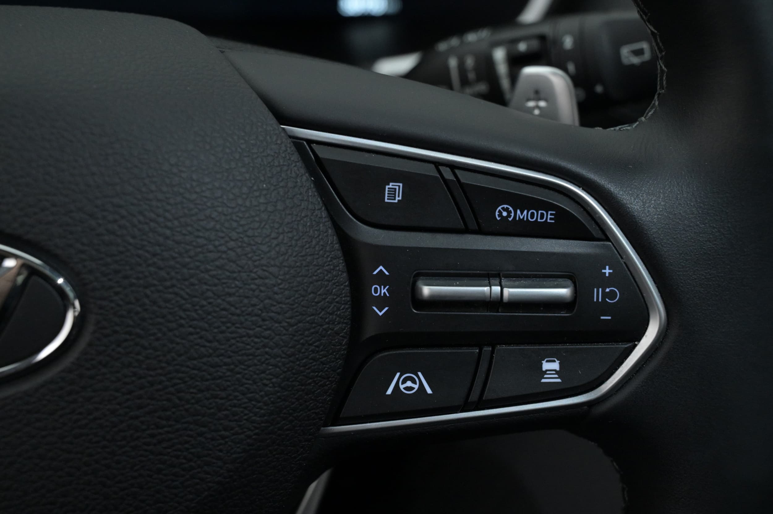 Adaptiv farthållare med lane assist