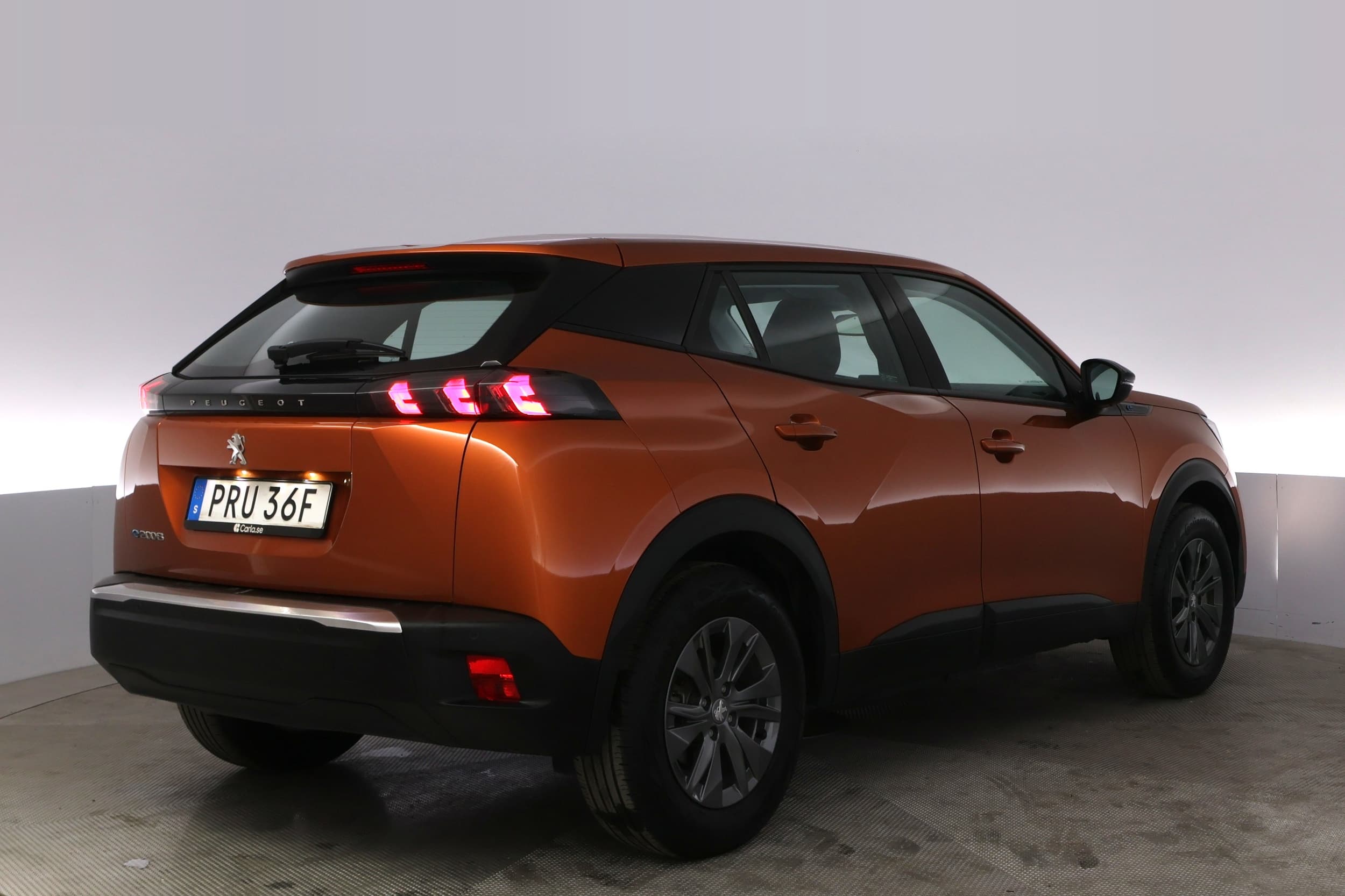 Peugeot e-2008