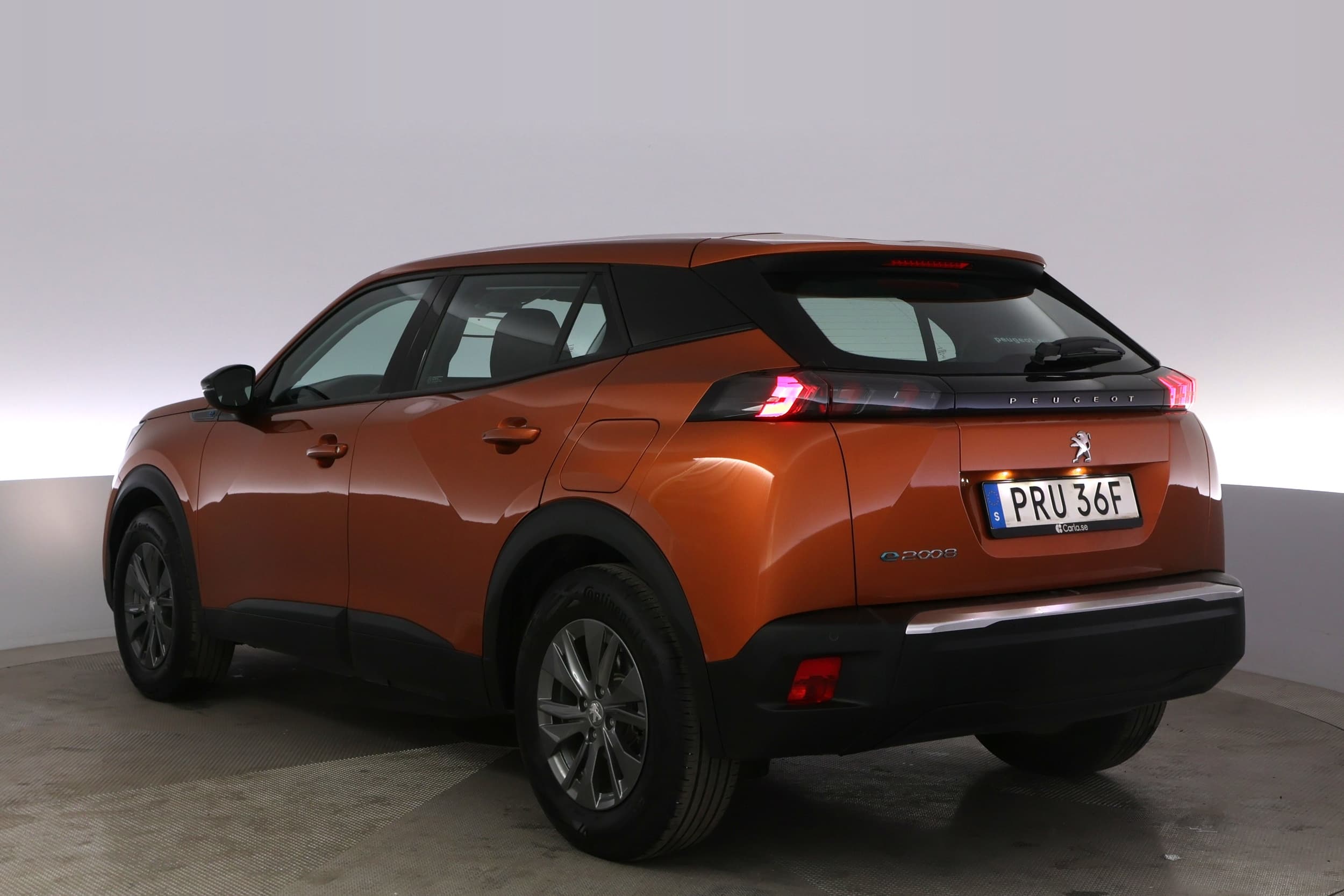 Peugeot e-2008