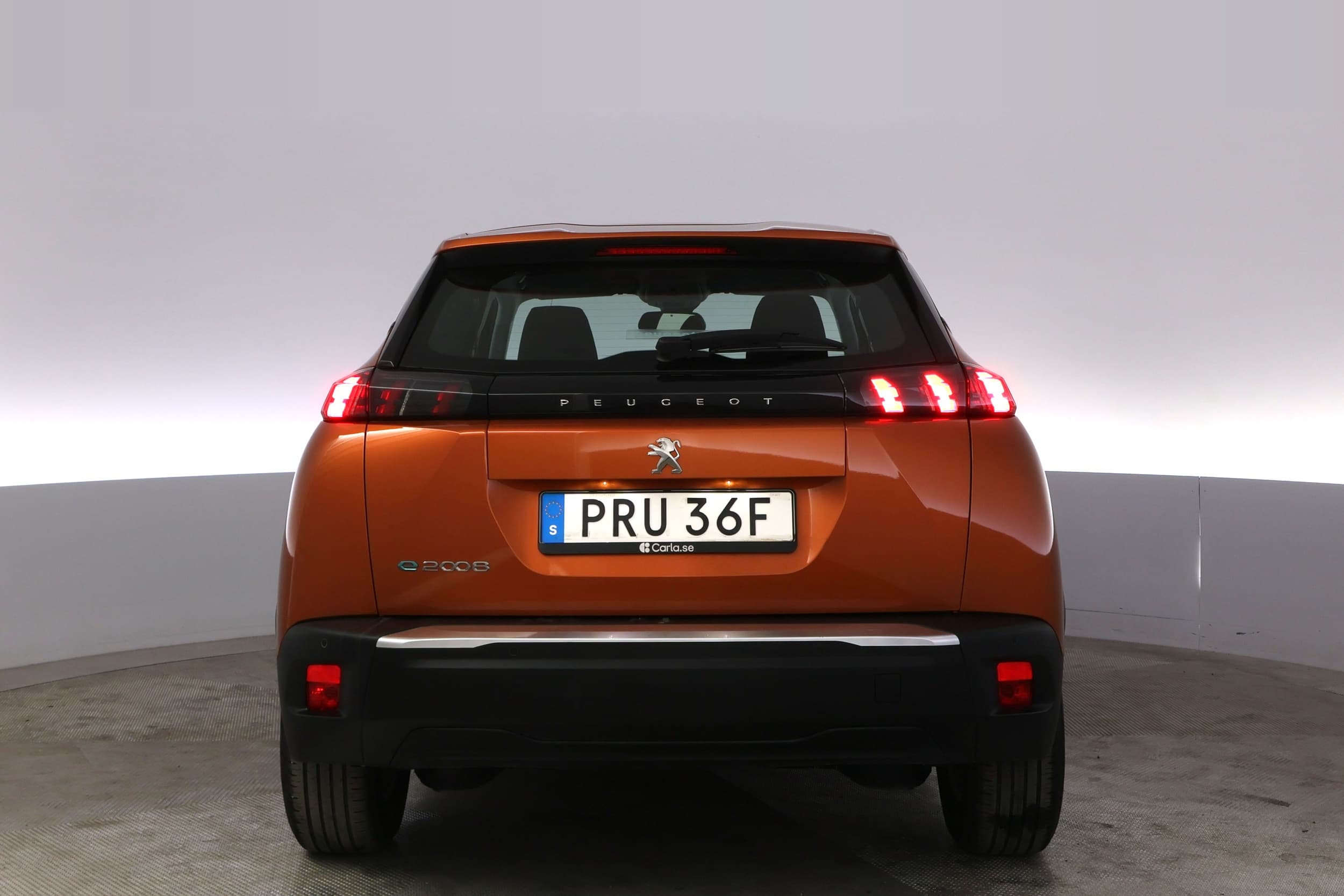 Peugeot e-2008