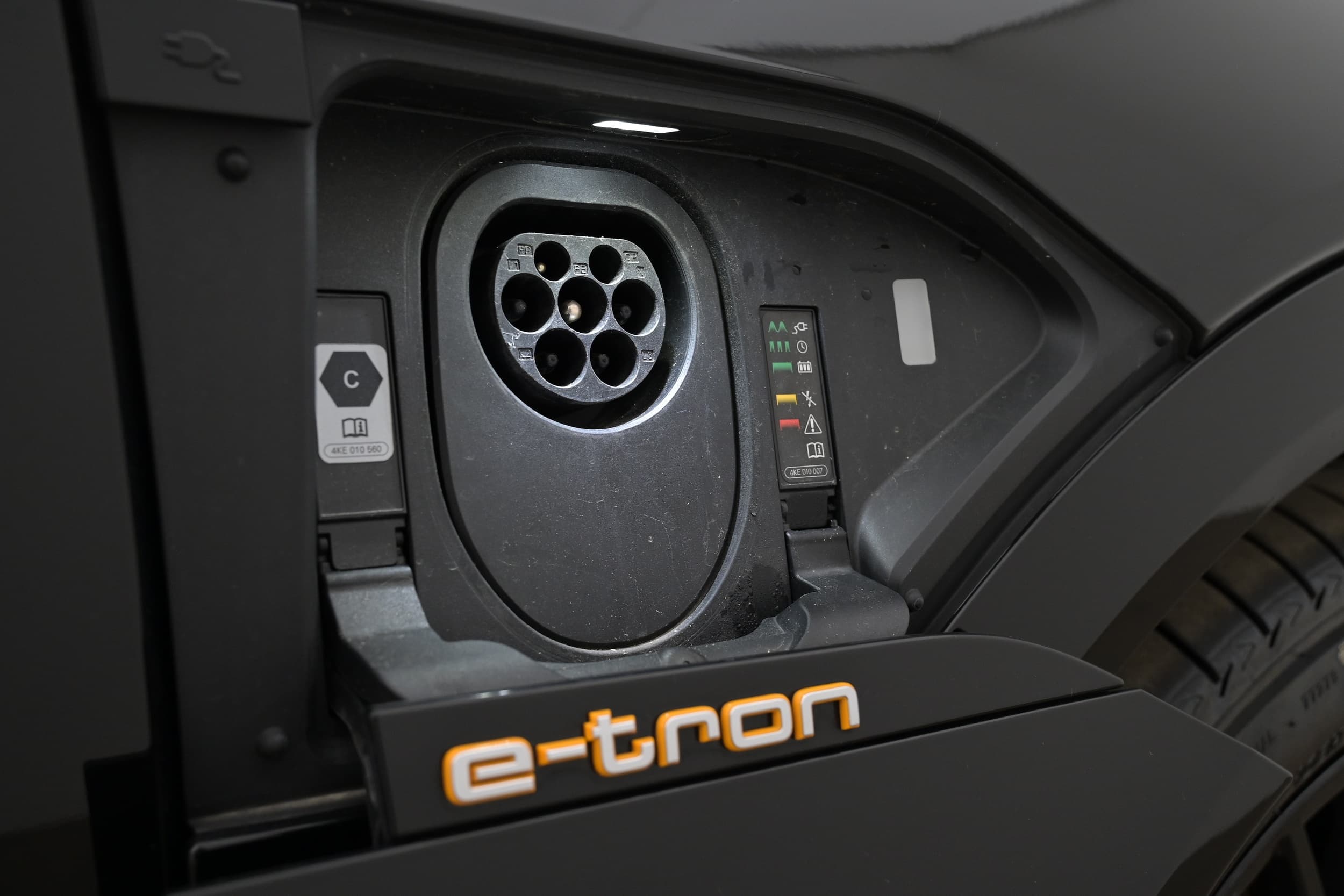 Audi e-tron