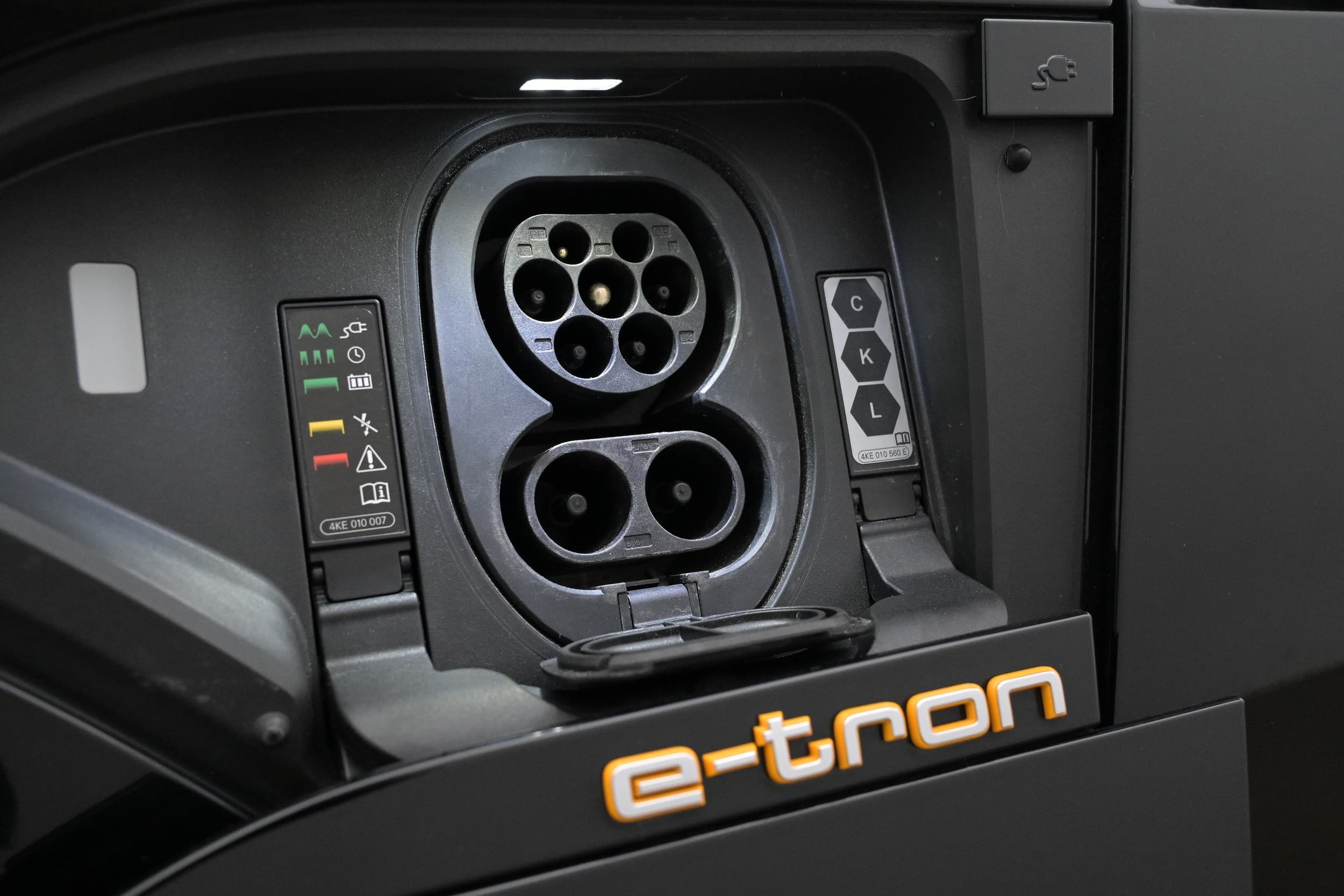 Audi e-tron