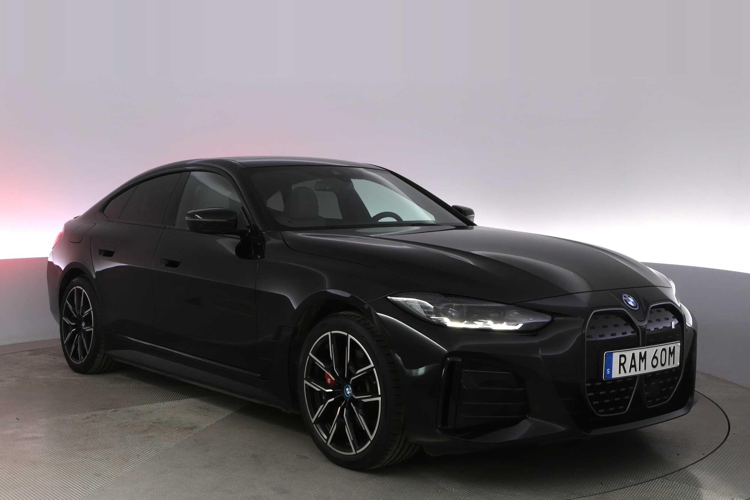 BMW i4