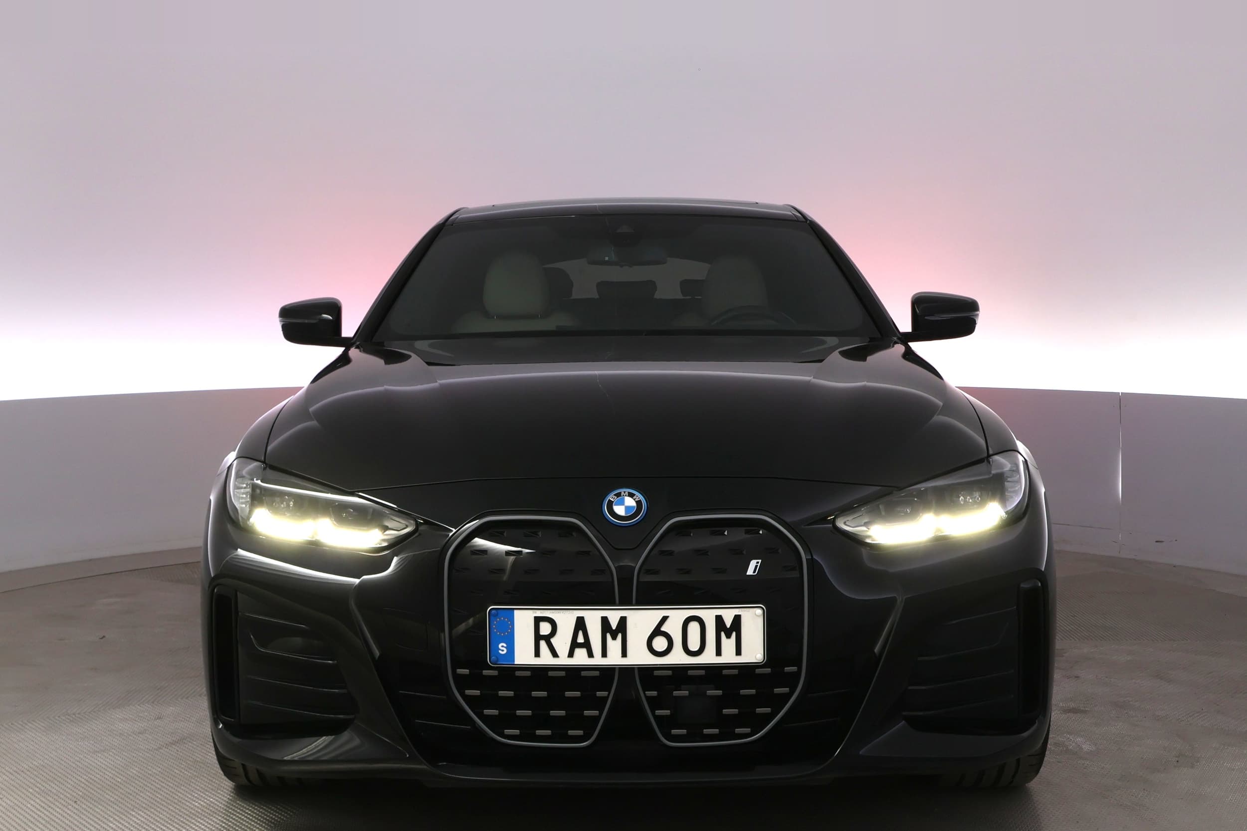 BMW i4