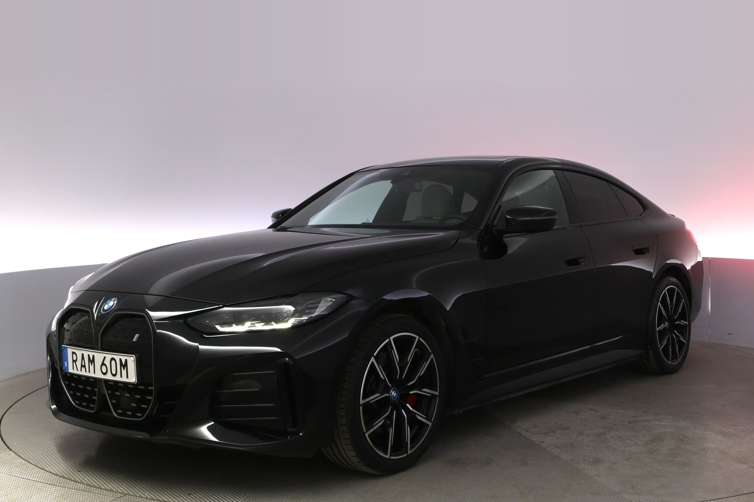 BMW i4