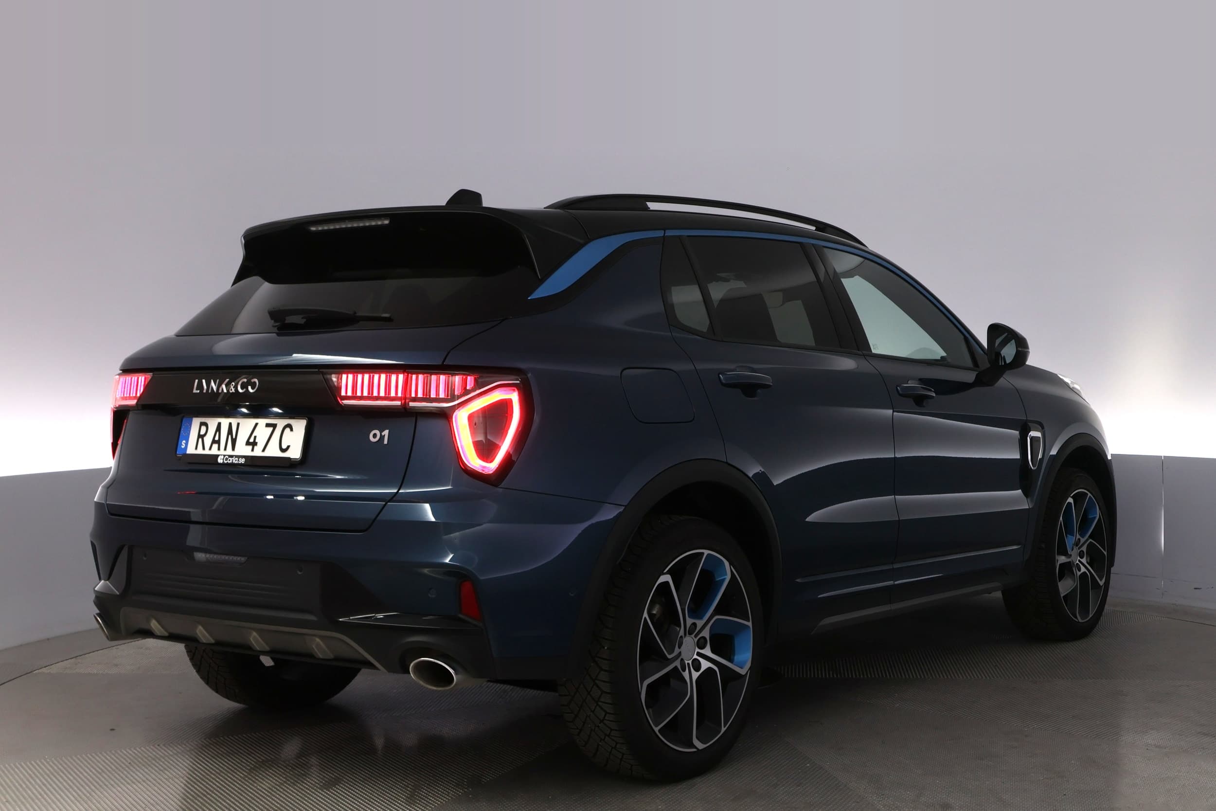 Lynk & Co 01