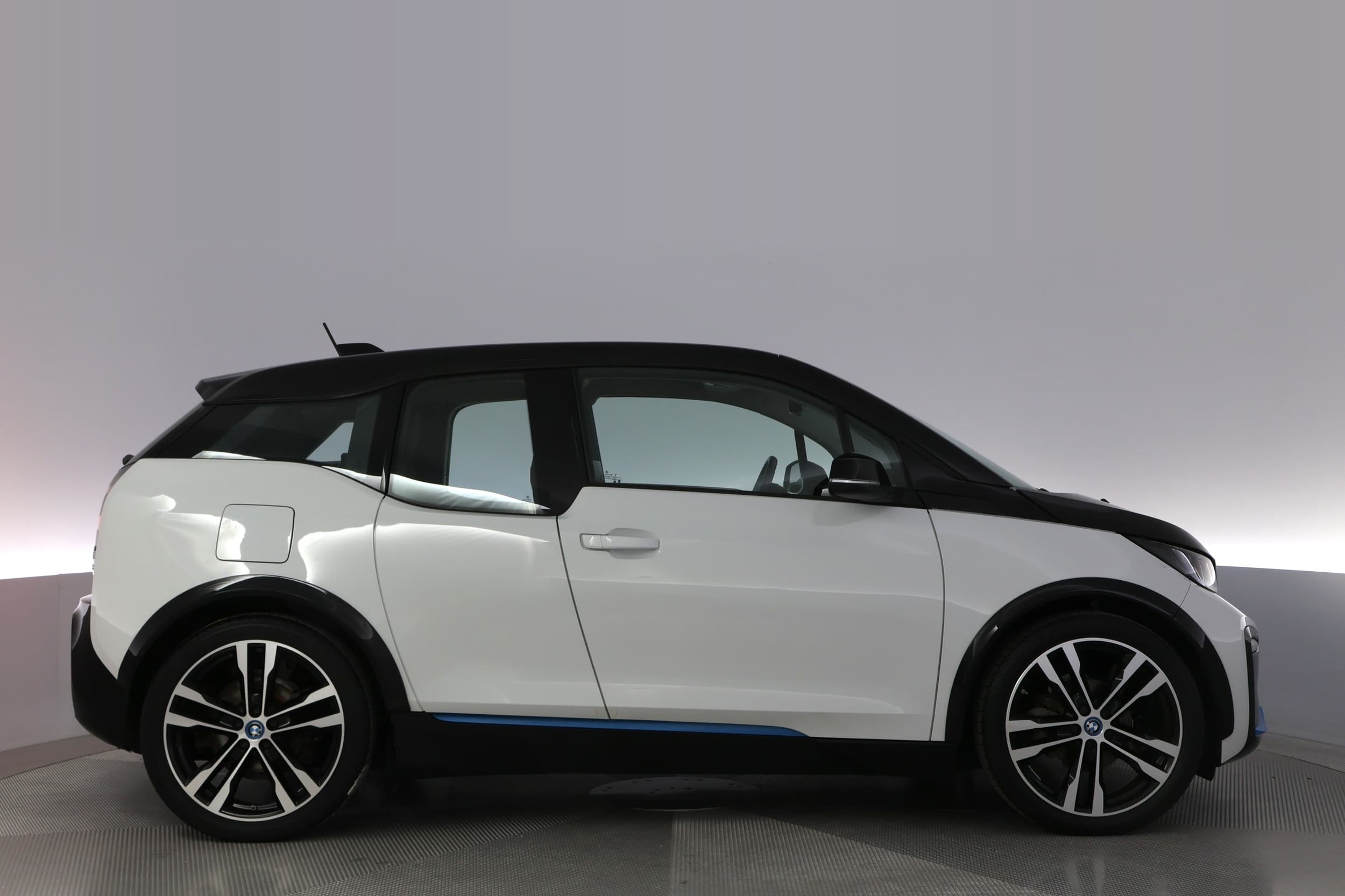 BMW i3s