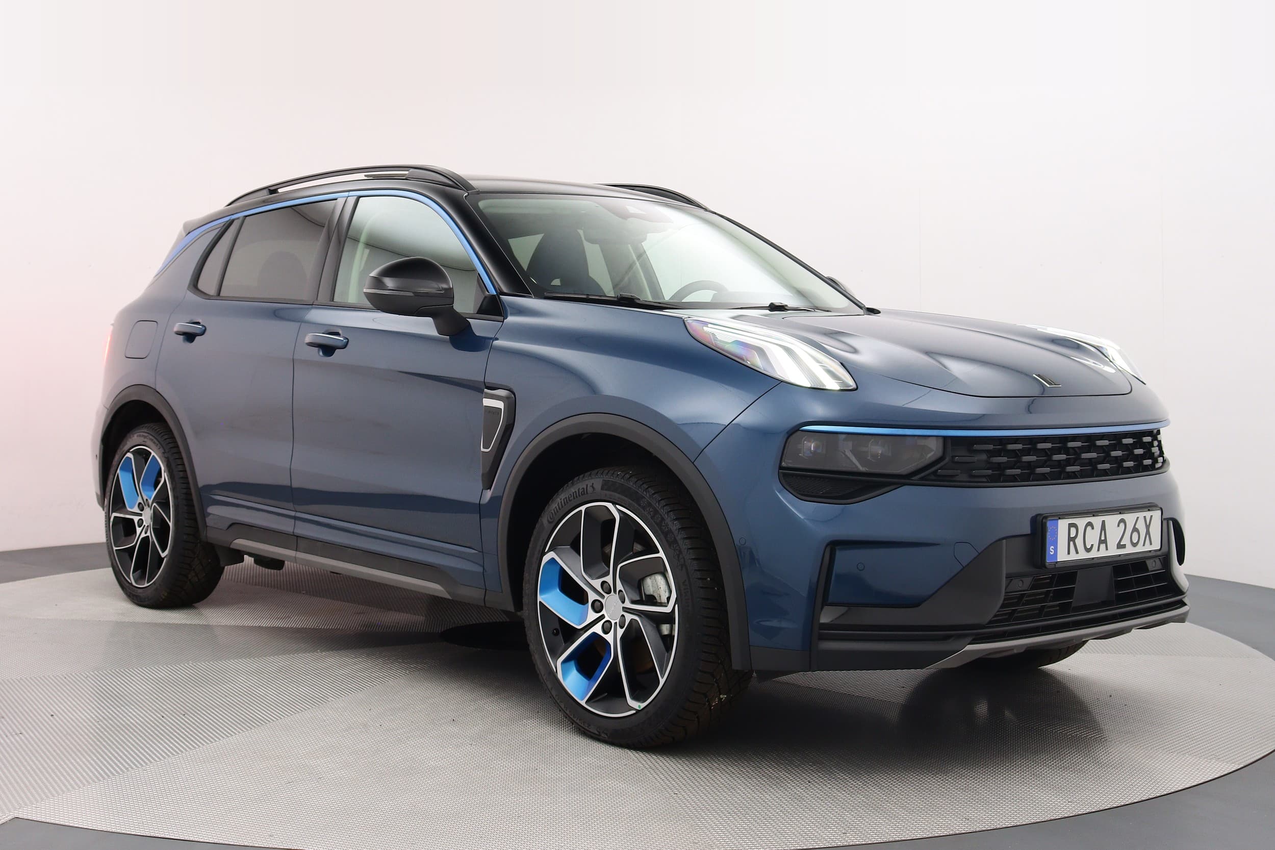 Lynk & Co 01