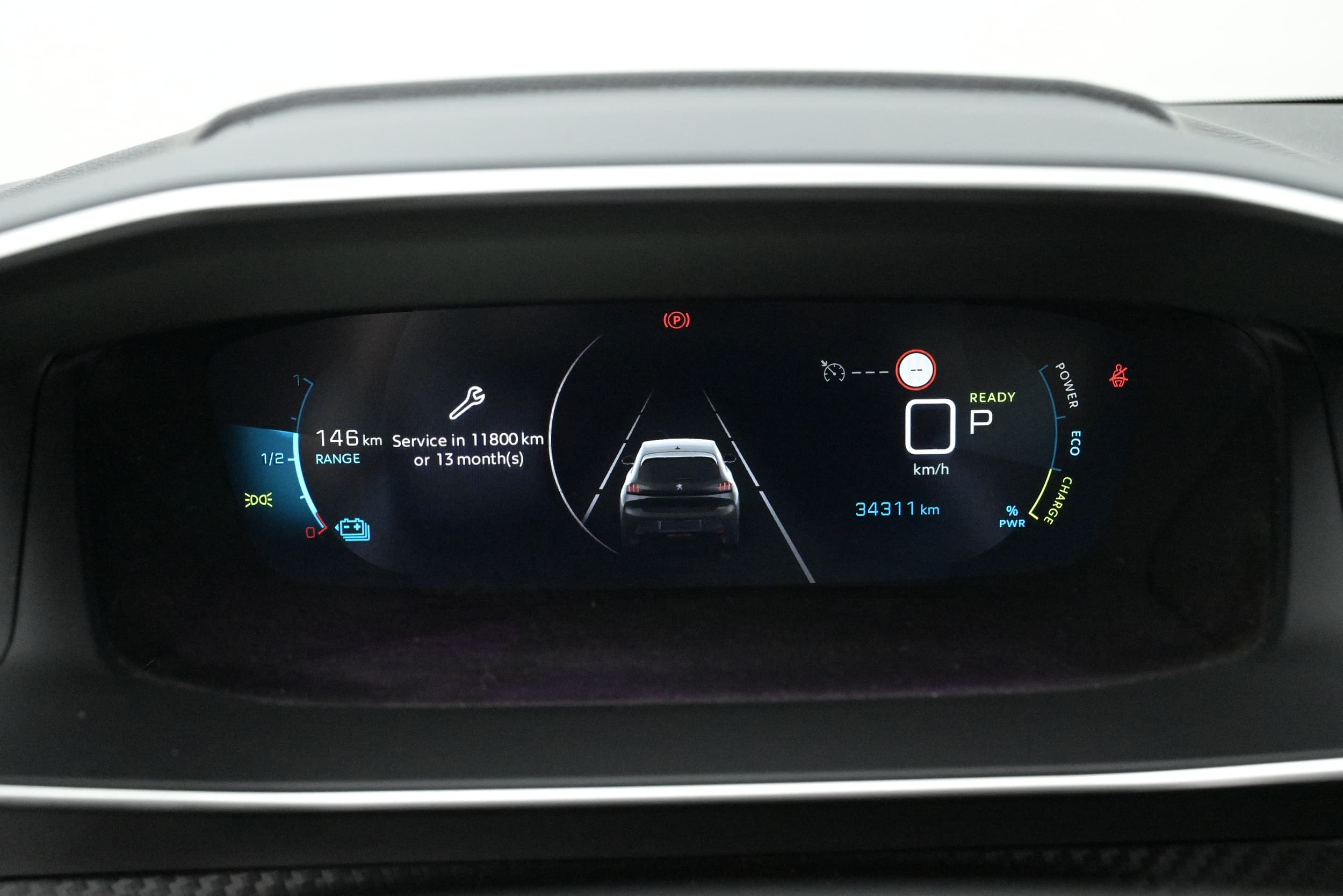 Peugeot e-208