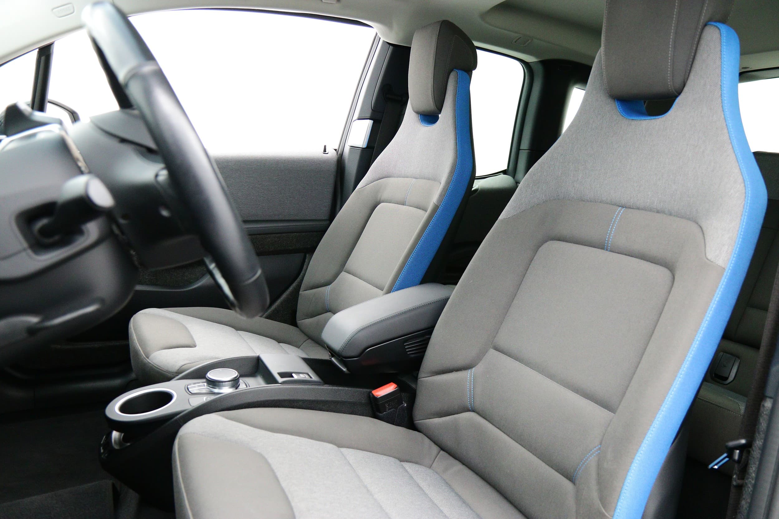 BMW i3s